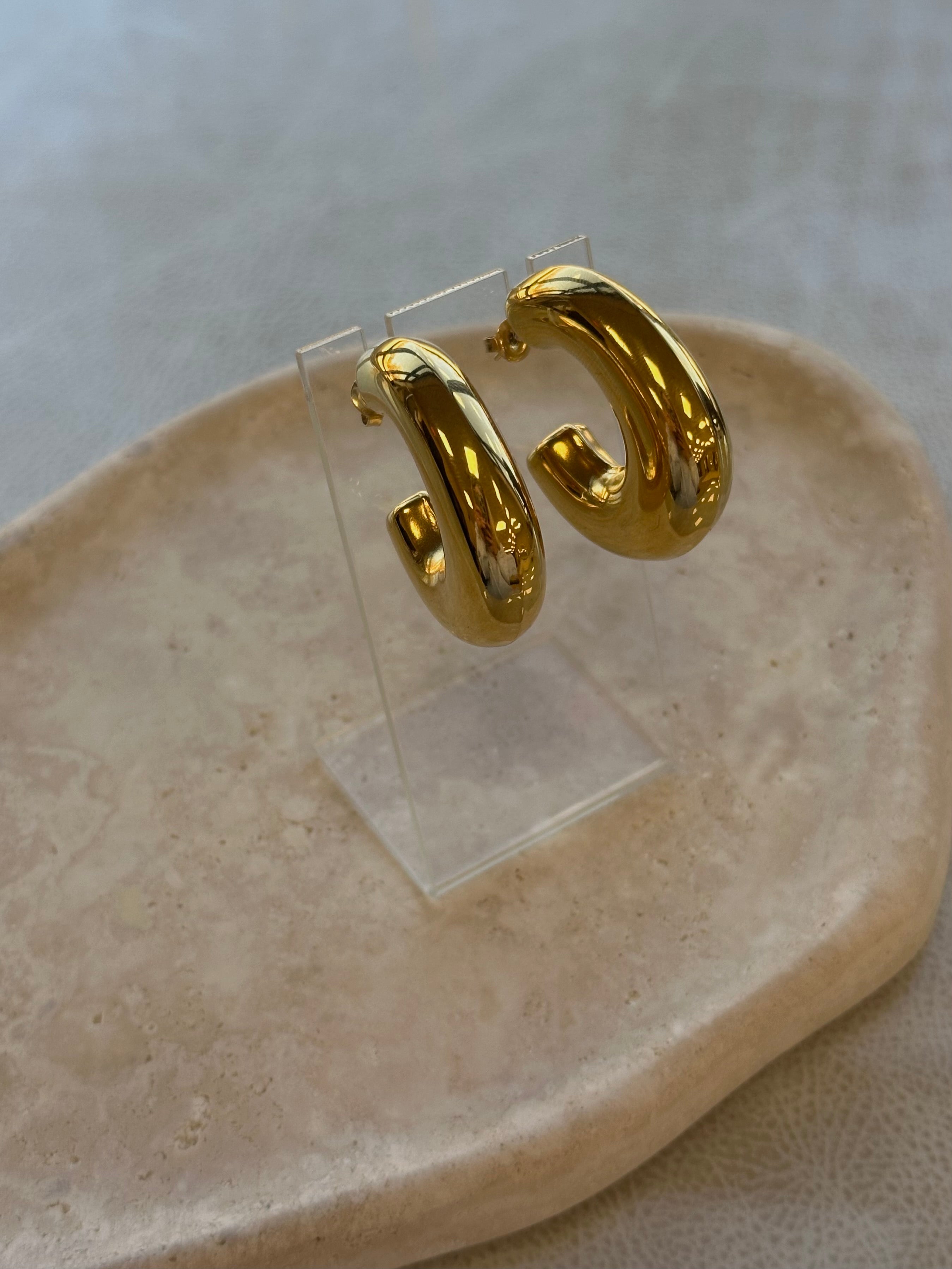 Oversized Thick Oval Hoops-Gold