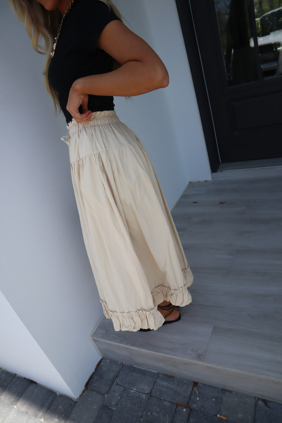 Balloon Hem Midi Skirt-Light Beige