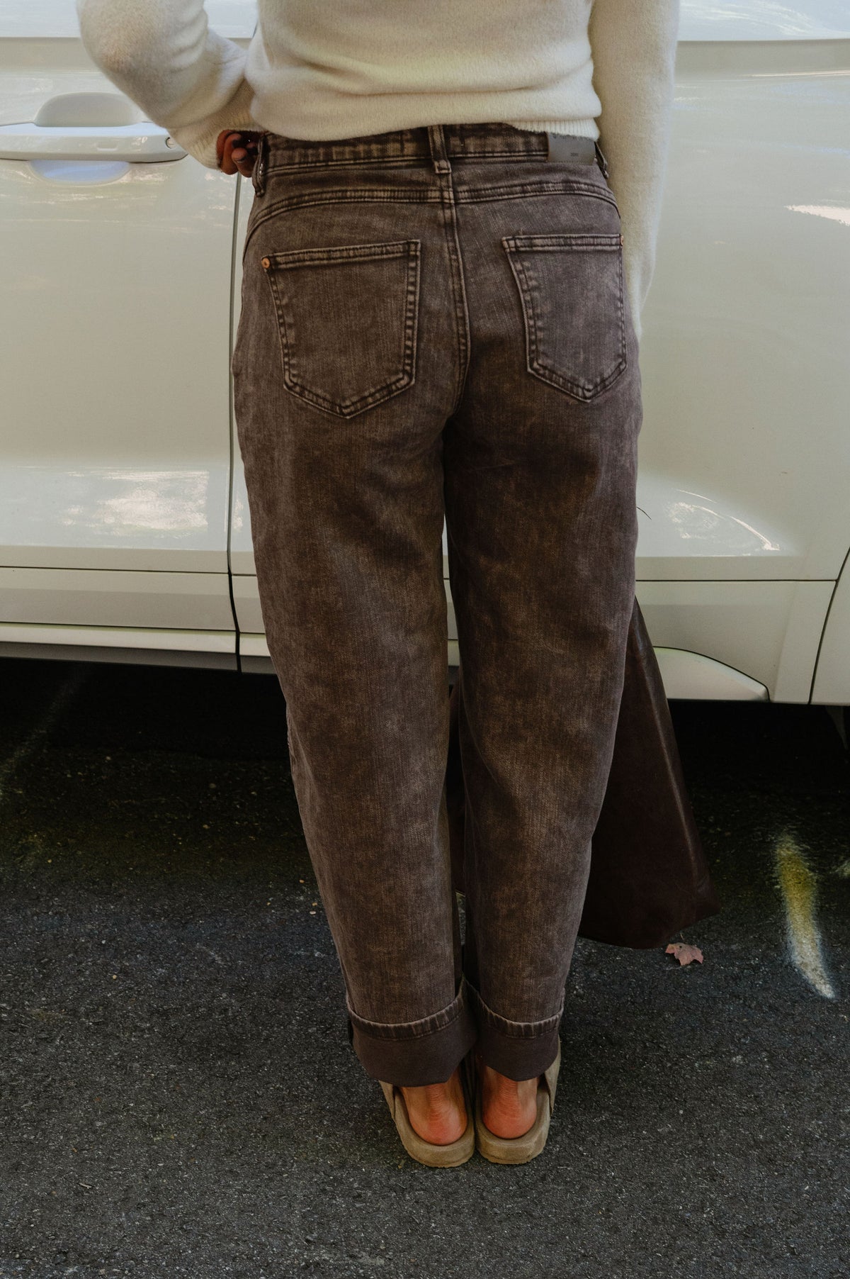 Sammy High Rise Western Barrel Jeans-Brown