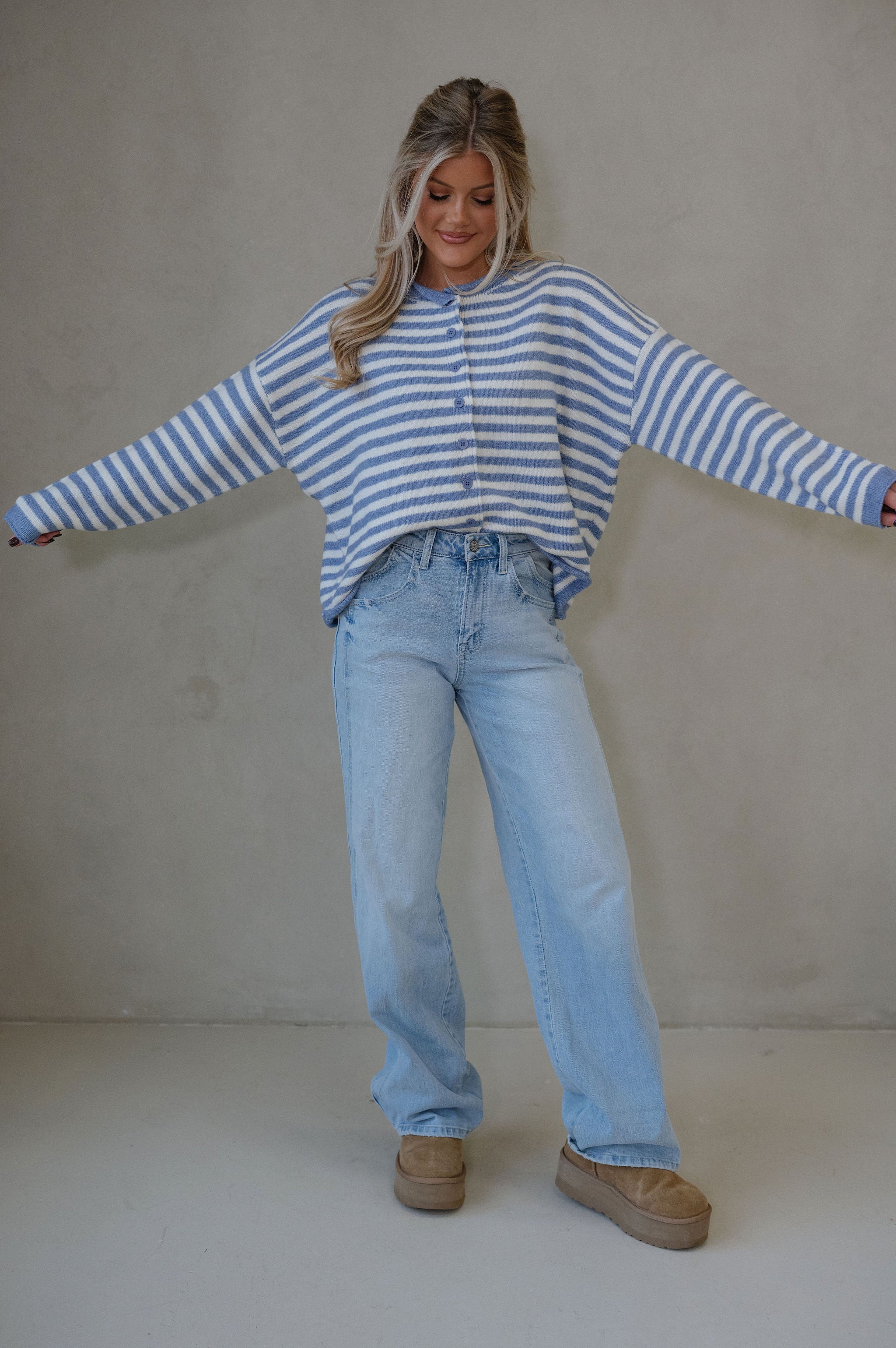 Kelsey Cardigan-Blue/Ivory