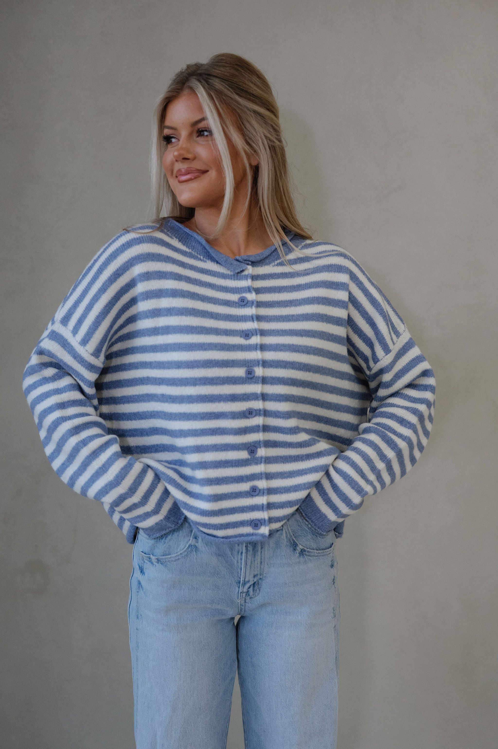 Kelsey Cardigan-Blue/Ivory