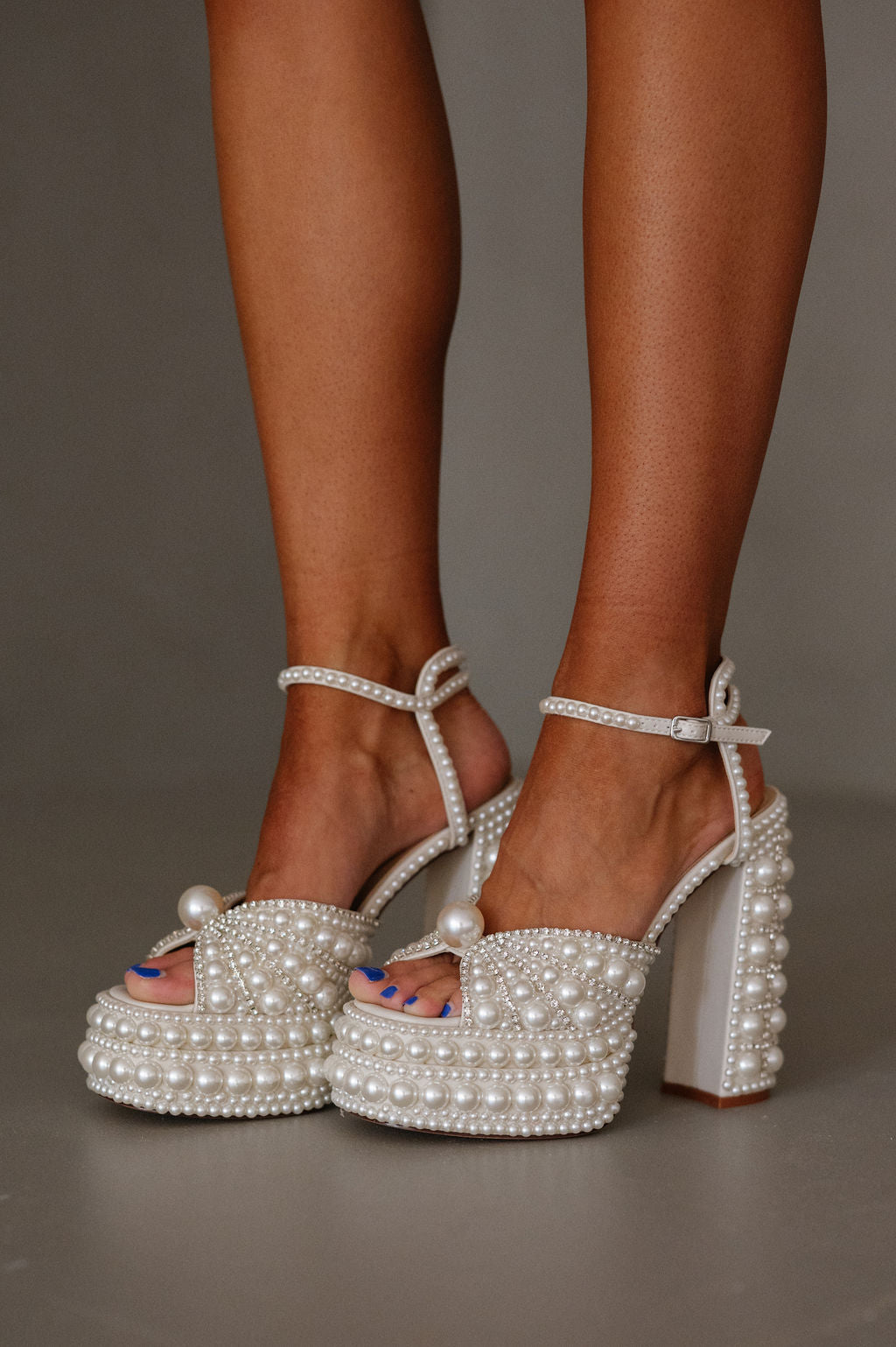 Astrella Heels-Off White