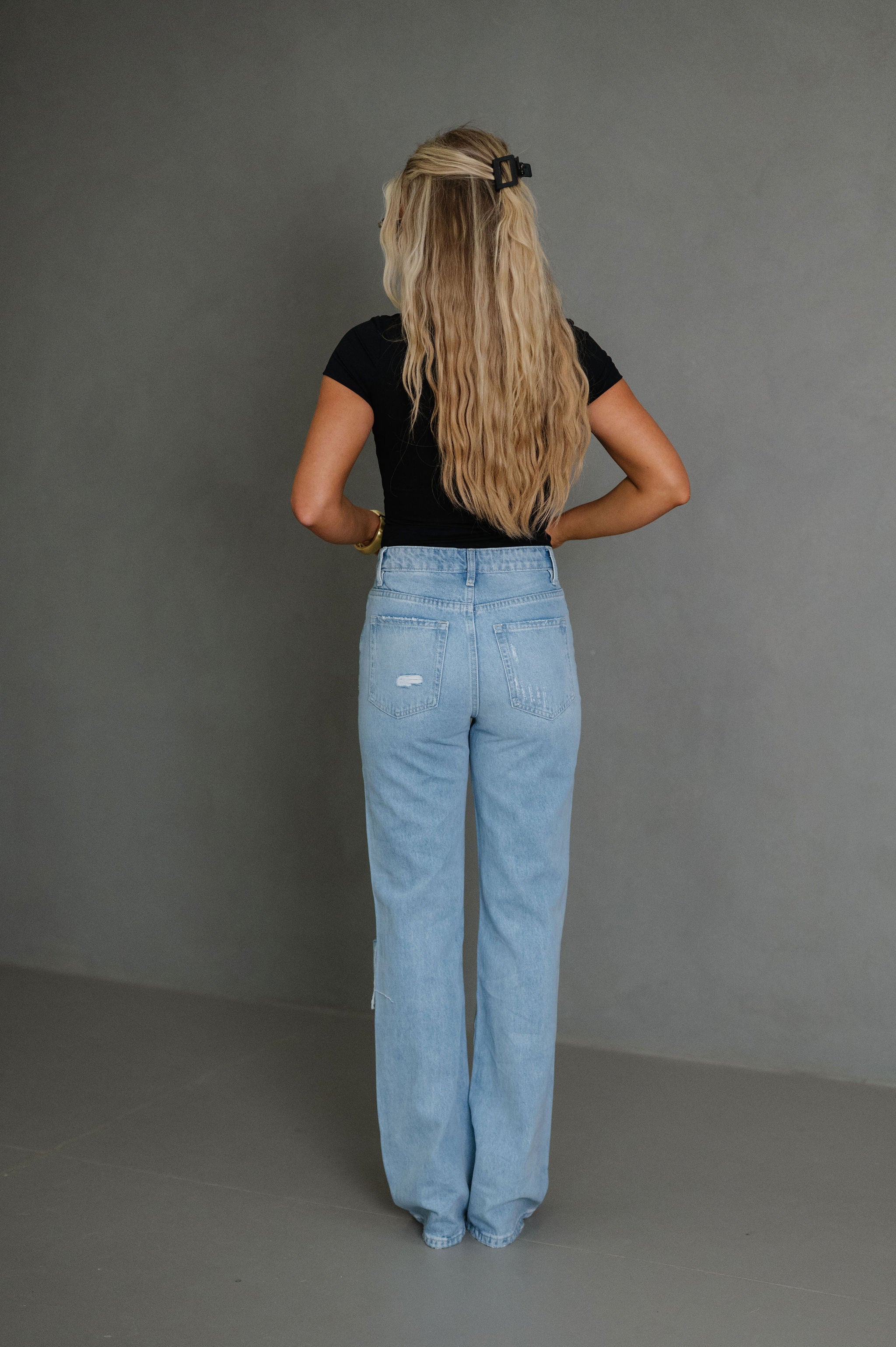 Wilma Straight Leg Jeans-Light Wash