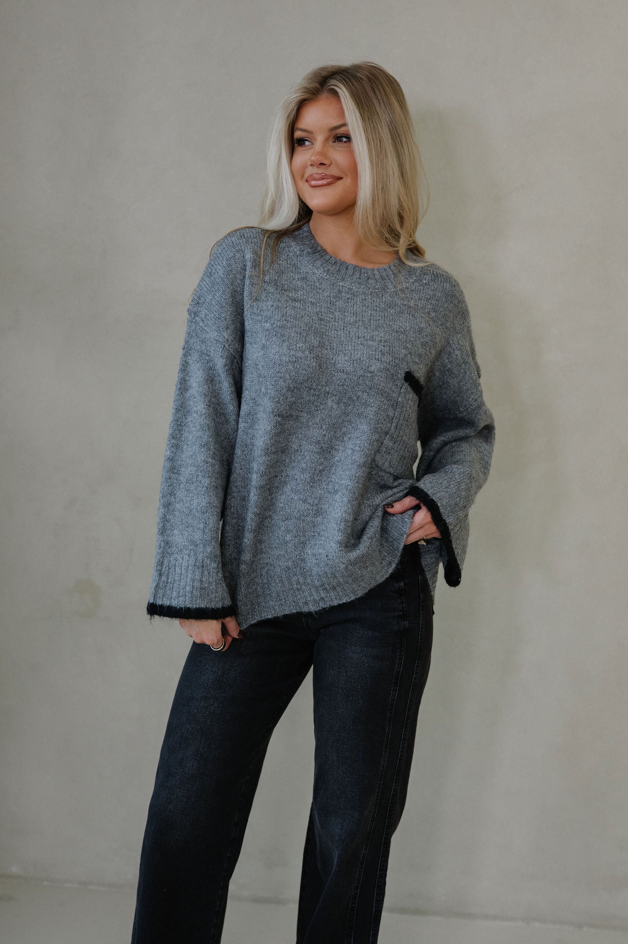 Crewneck Oversized Knit Sweater-Grey