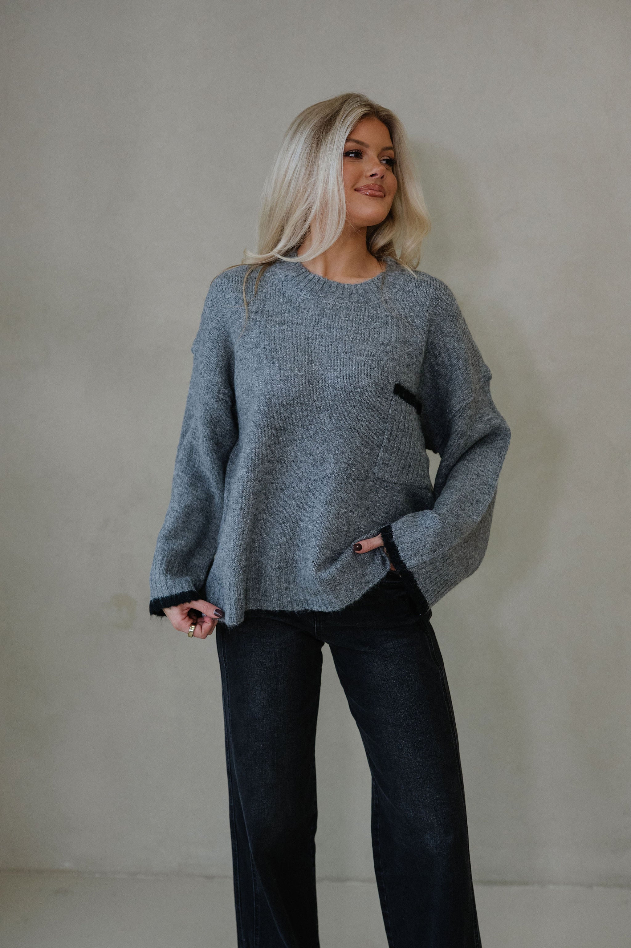 Crewneck Oversized Knit Sweater-Grey