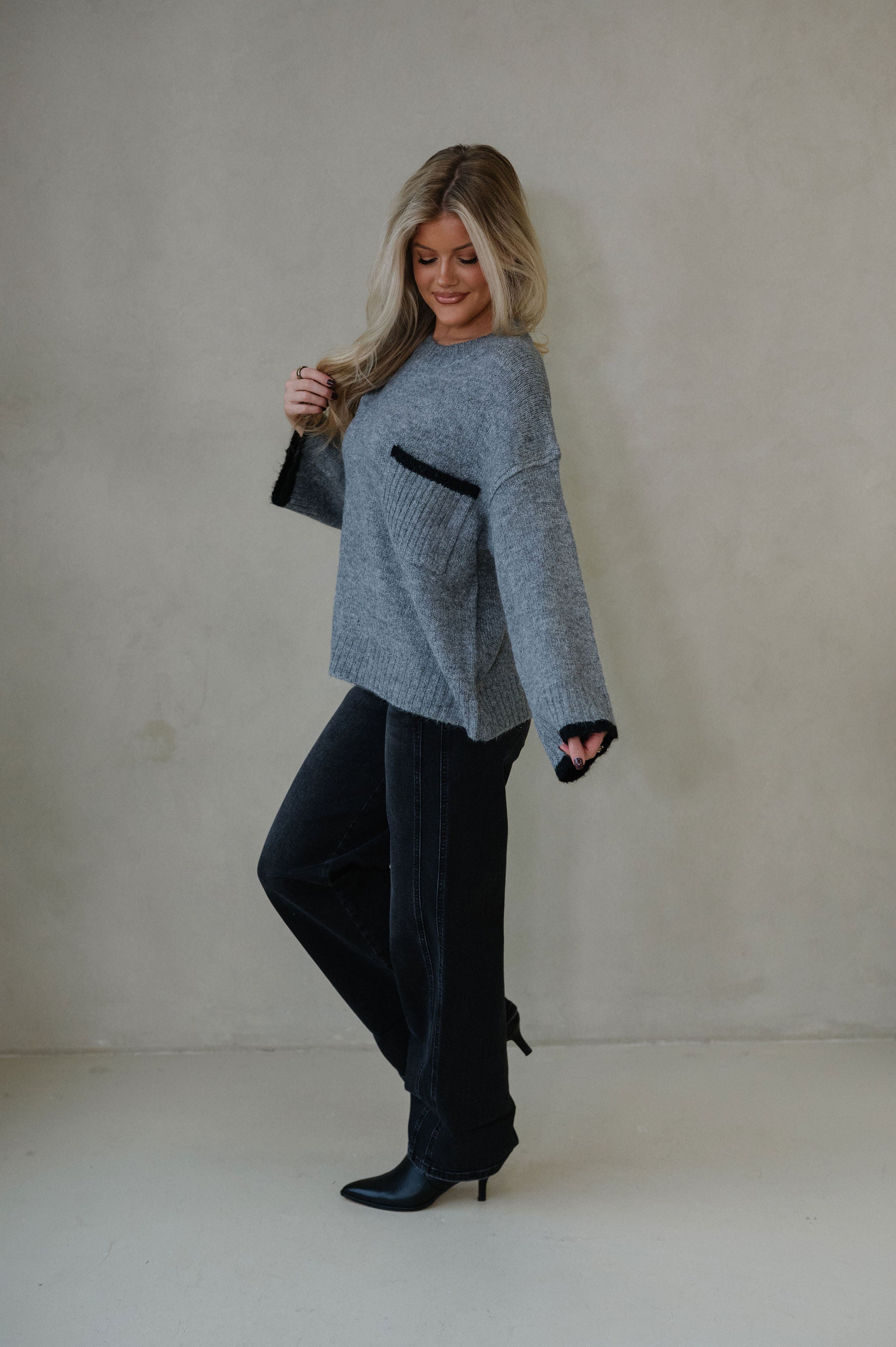 Crewneck Oversized Knit Sweater-Grey