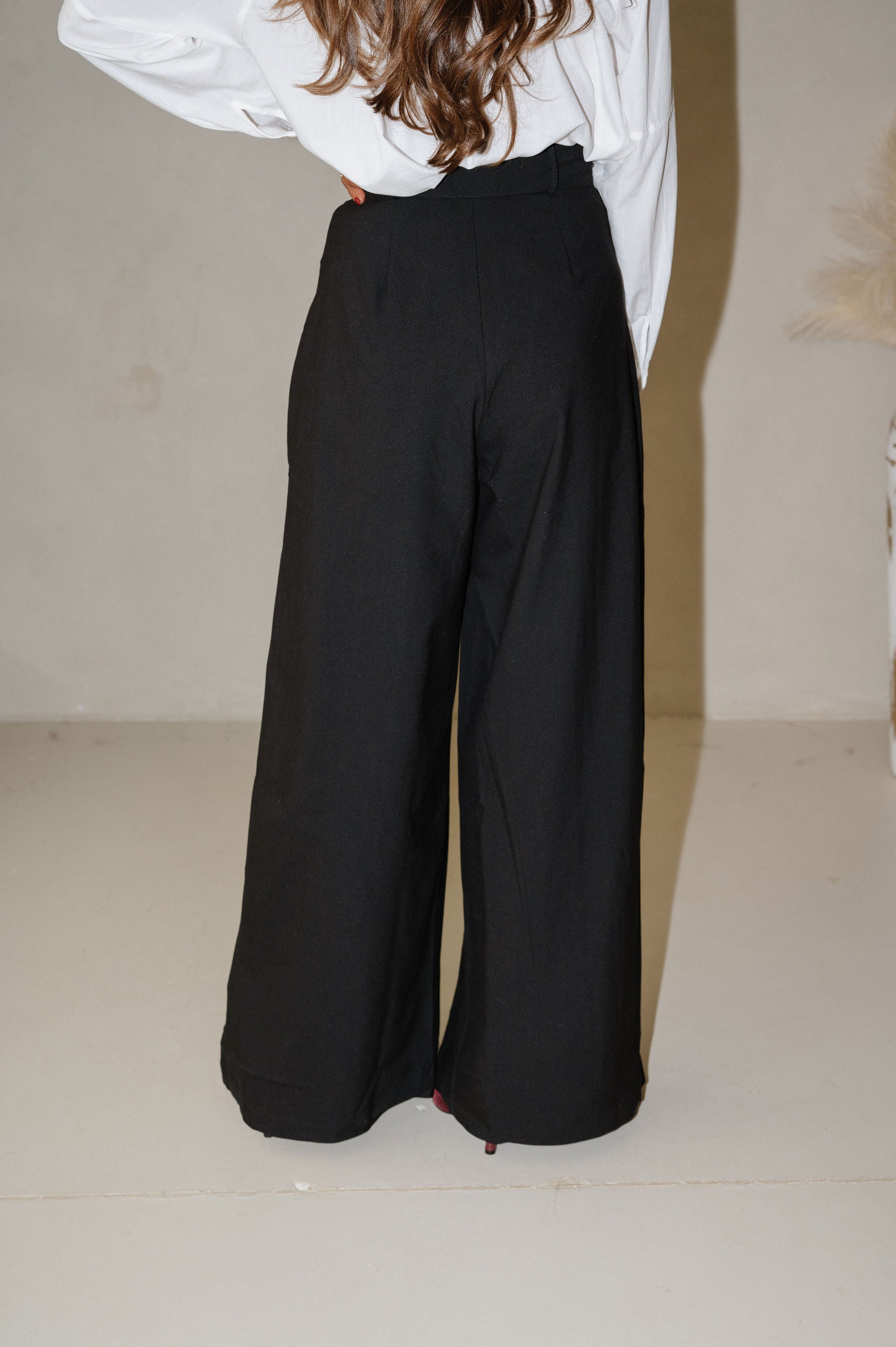 High Waisted Wide Leg Trousers-Black