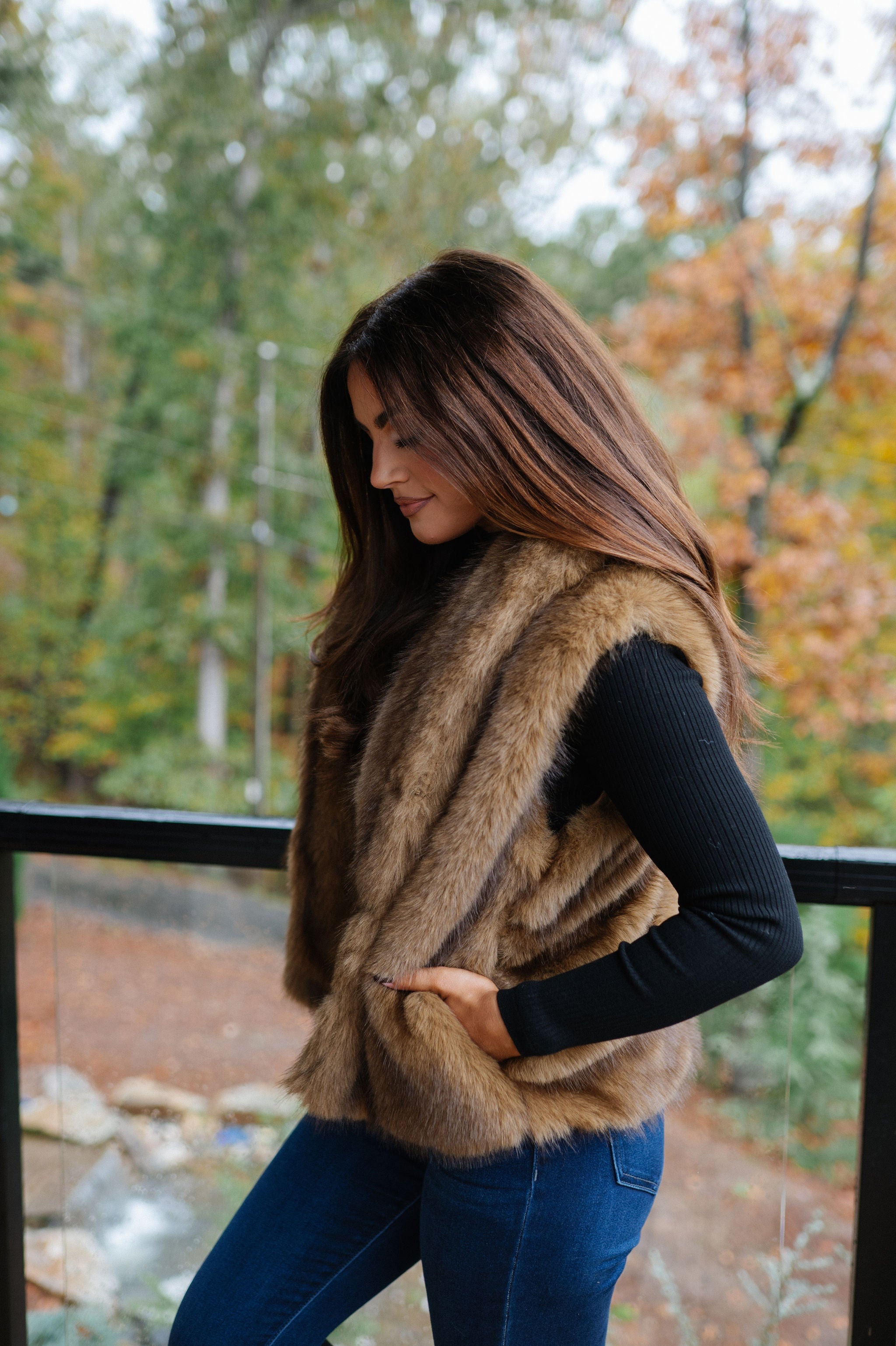 Collared Fur Vest-Light Brown