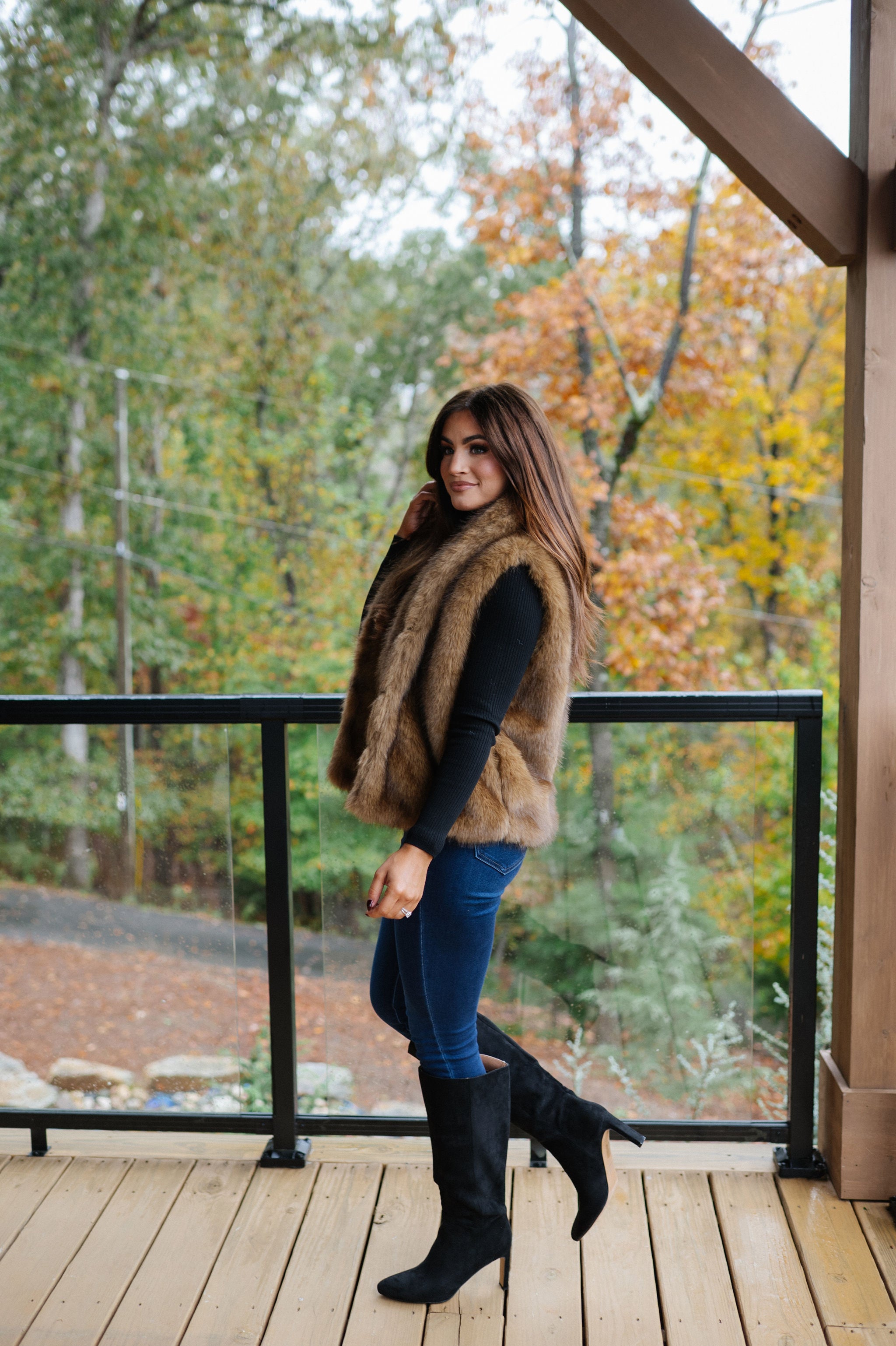 Collared Fur Vest-Light Brown