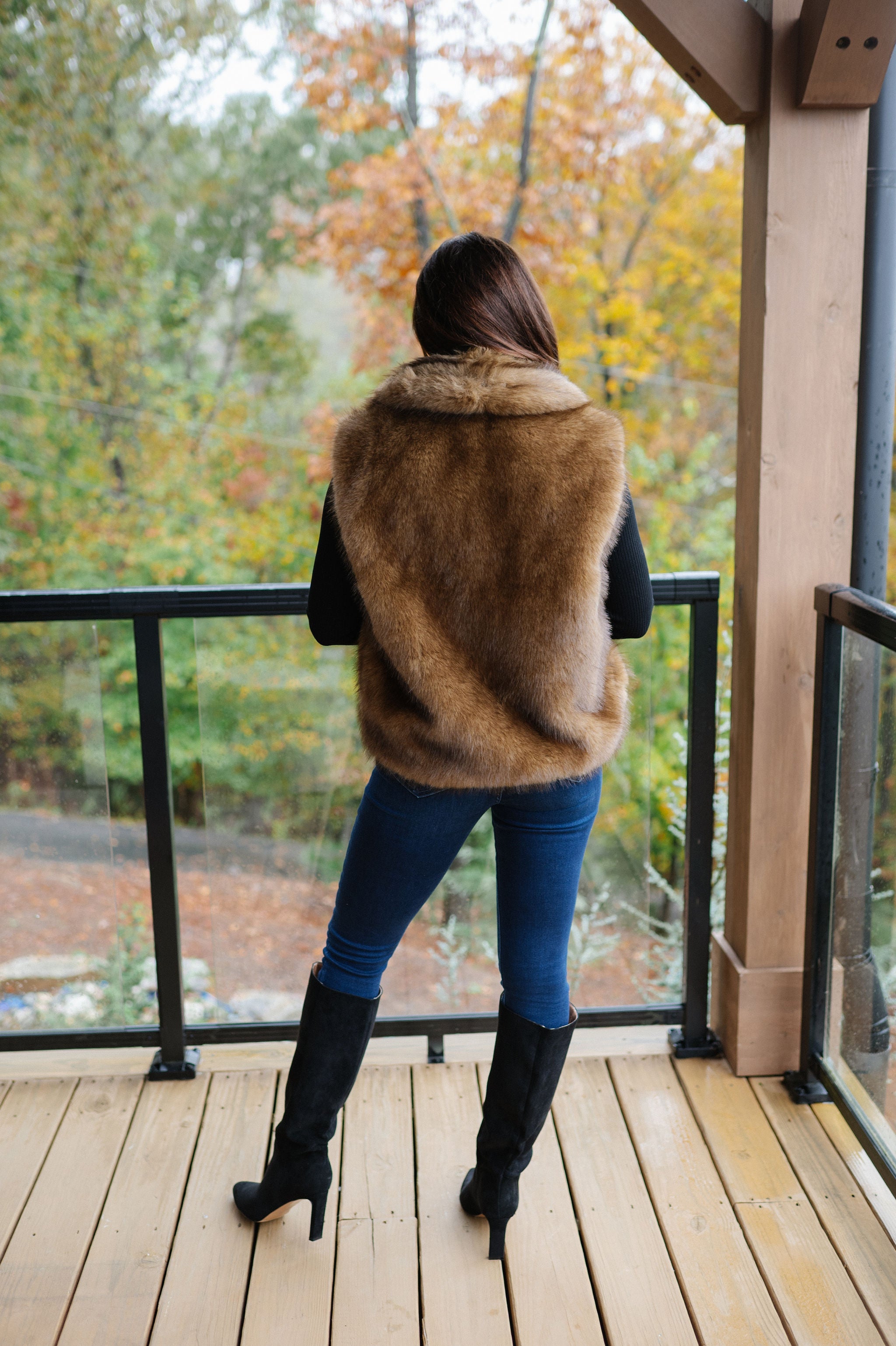 Collared Fur Vest-Light Brown