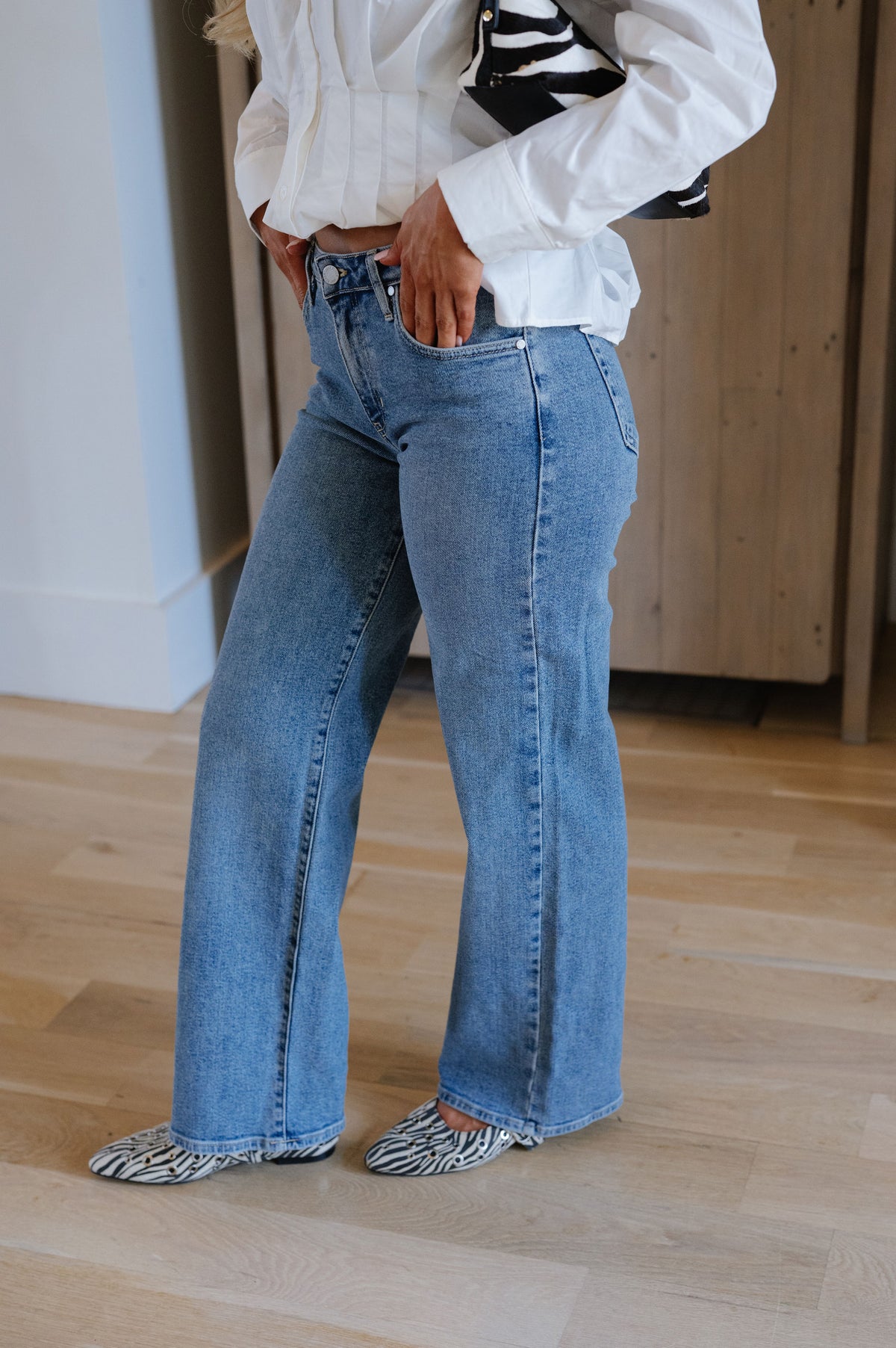 Culver Straight Leg Jeans-Medium Wash