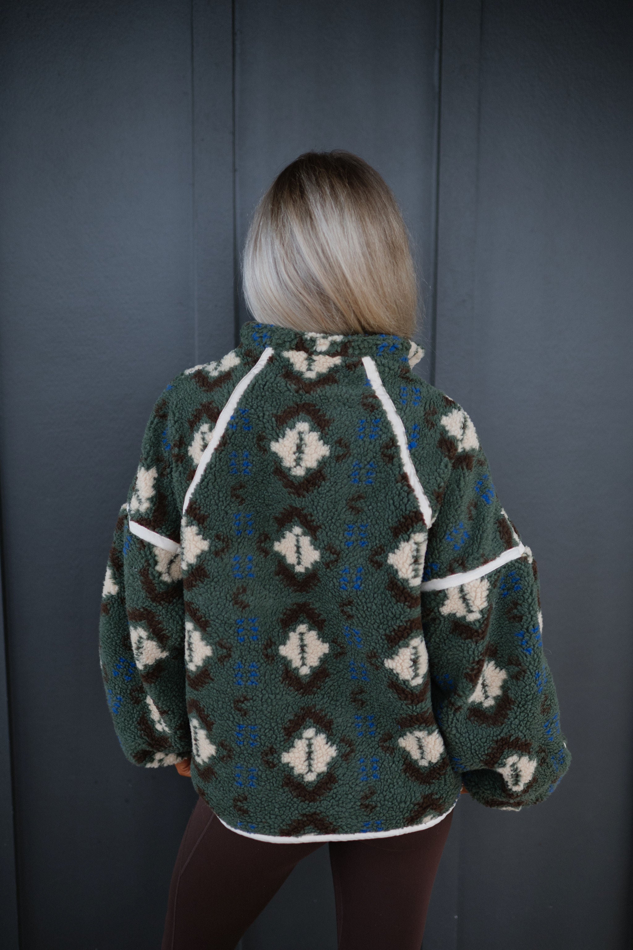 Geo Print Sherpa Fleece Pullover-Olive