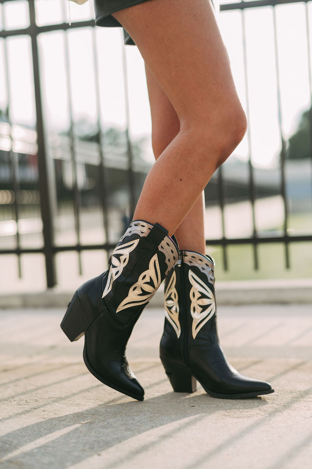 Mckenna Boots Black Gold