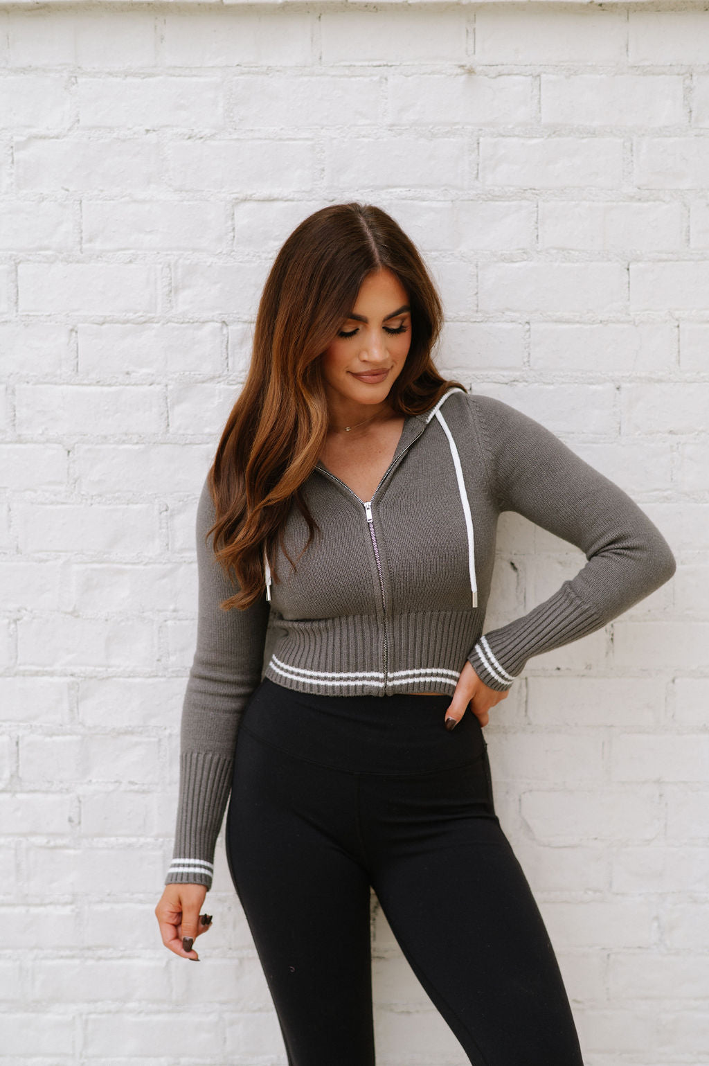 Cropped Zip Up Cardigan-Grey/White//DOORBUSTER