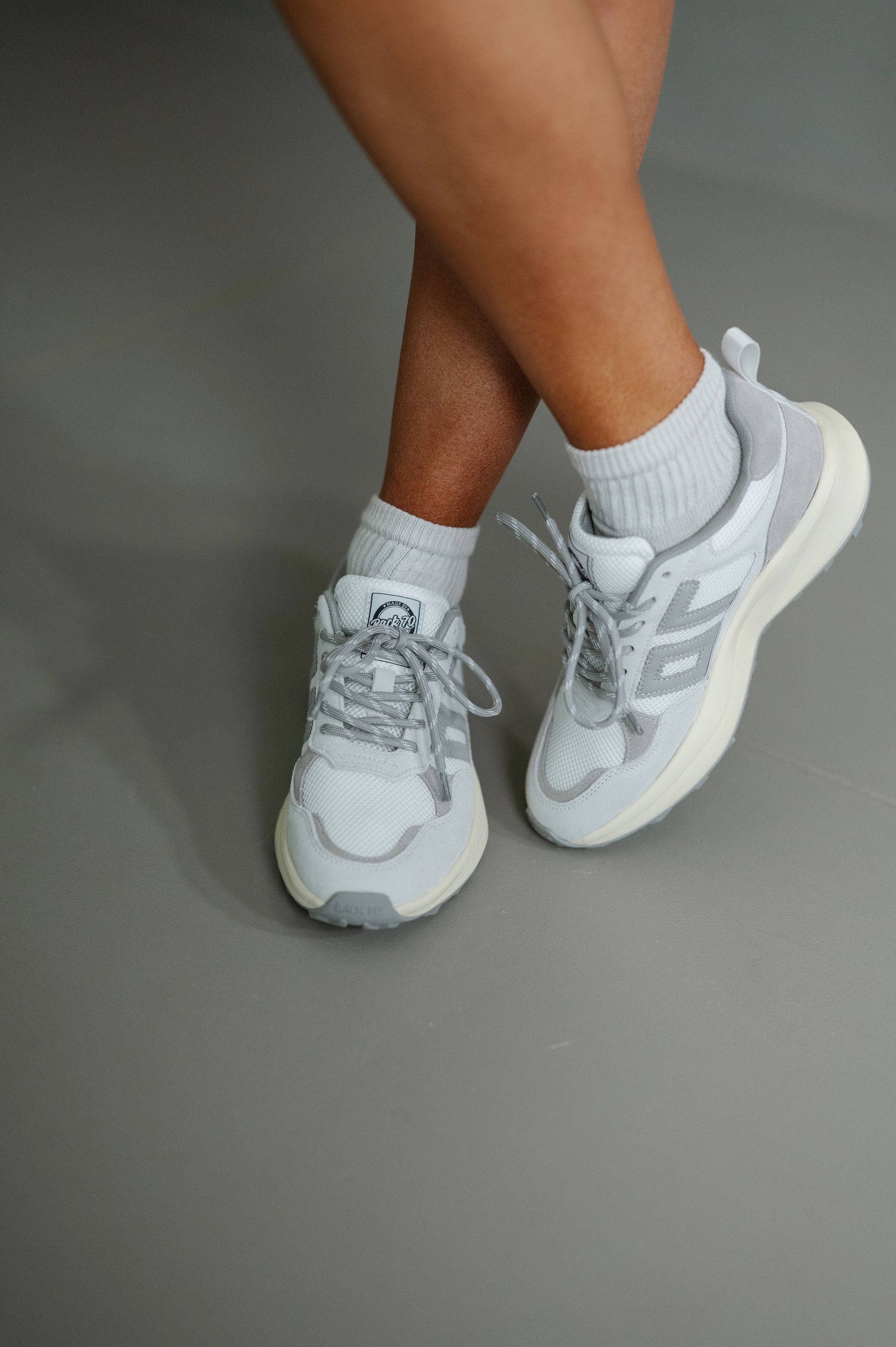 Back 70 Lightning Sneakers-Ice/Light Gray