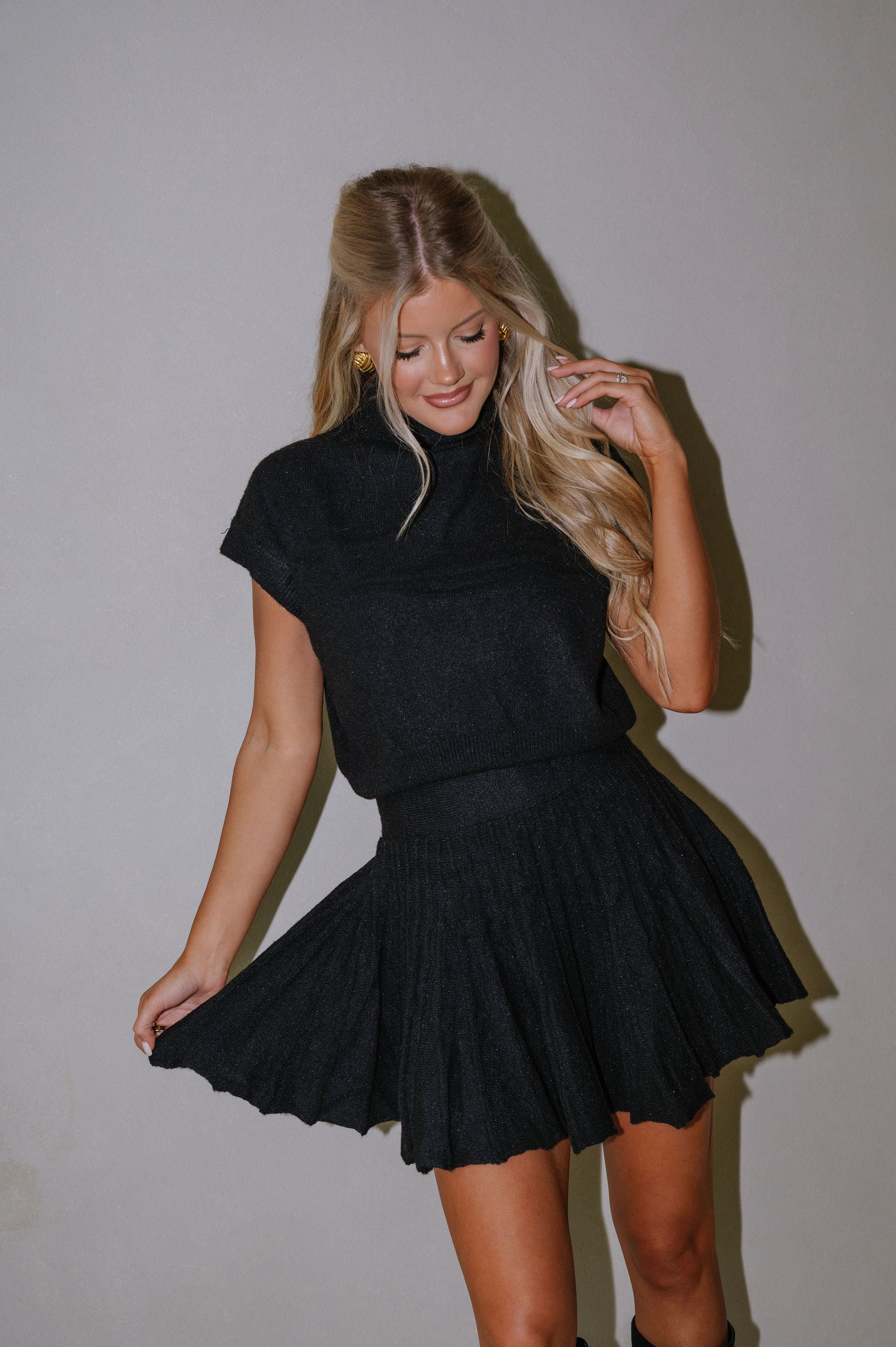 Bennet Pleated Skirt Set-Black