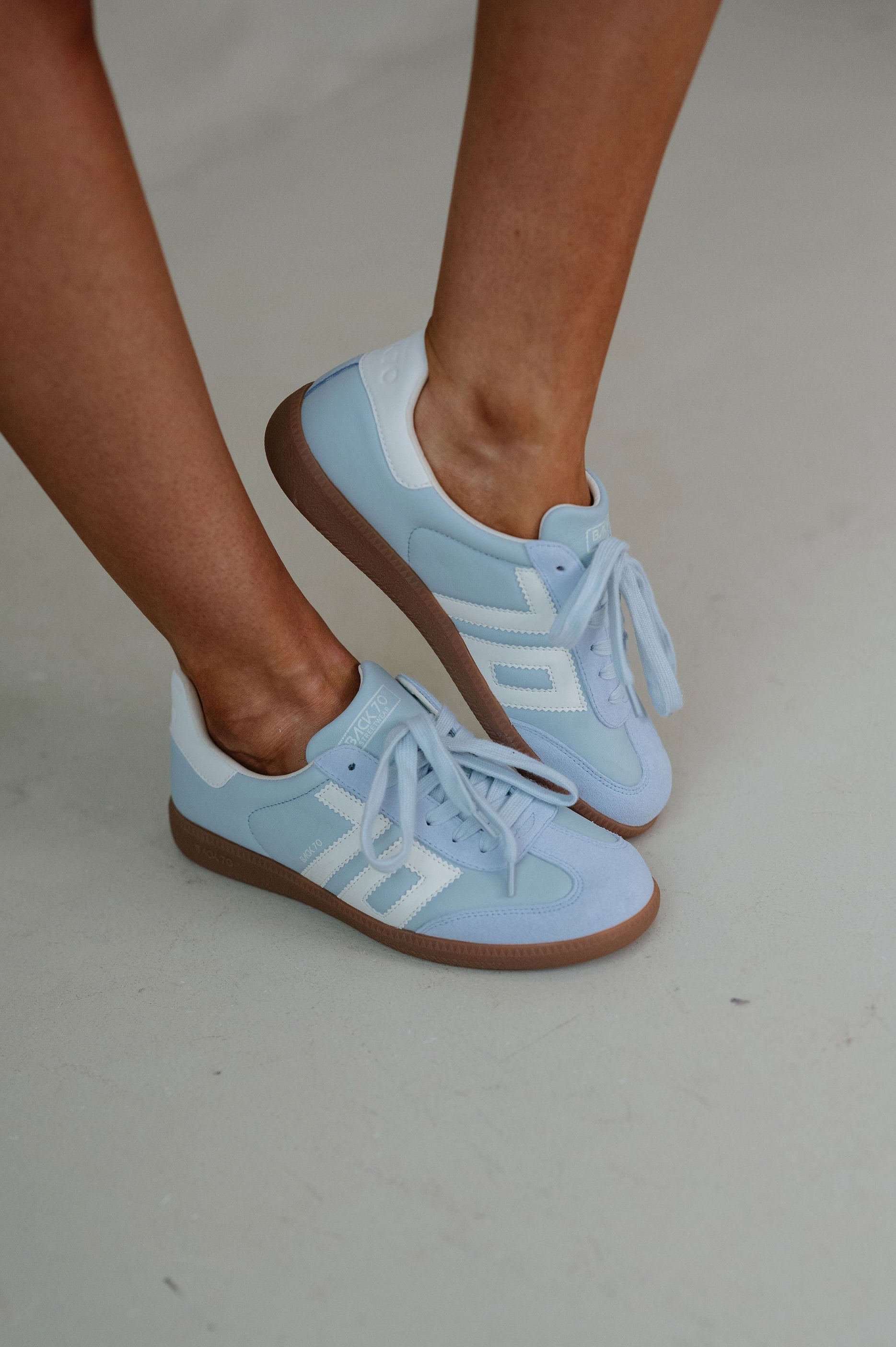 Back 70 Cloud Sneakers-Light Sky