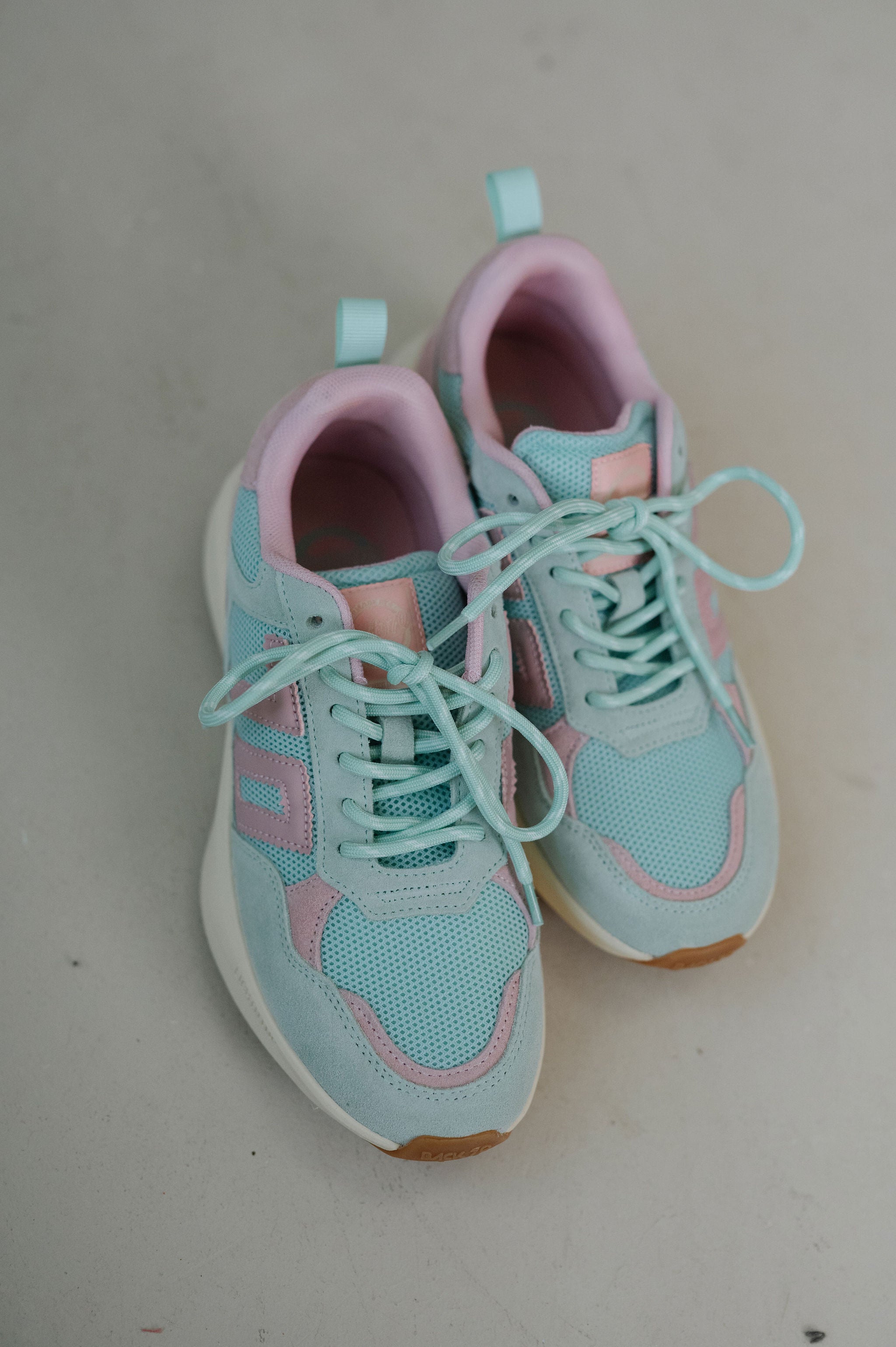 Back 70 Lightning Sneakers-Light Green/Pink