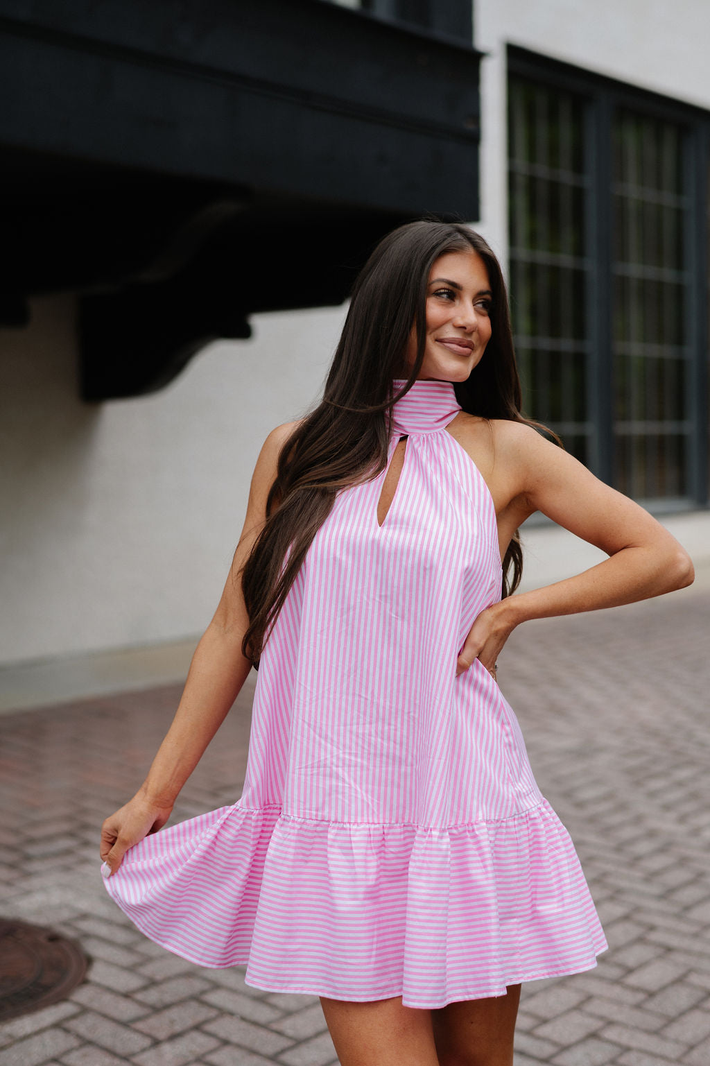 Back Bow Sleeveless Mini Dress-Pink
