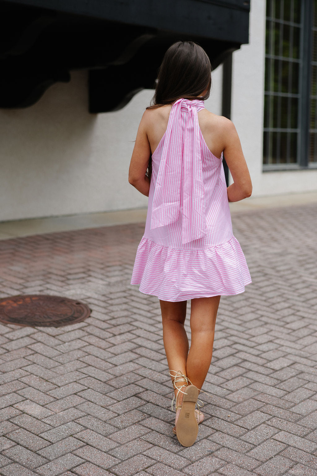 Back Bow Sleeveless Mini Dress-Pink