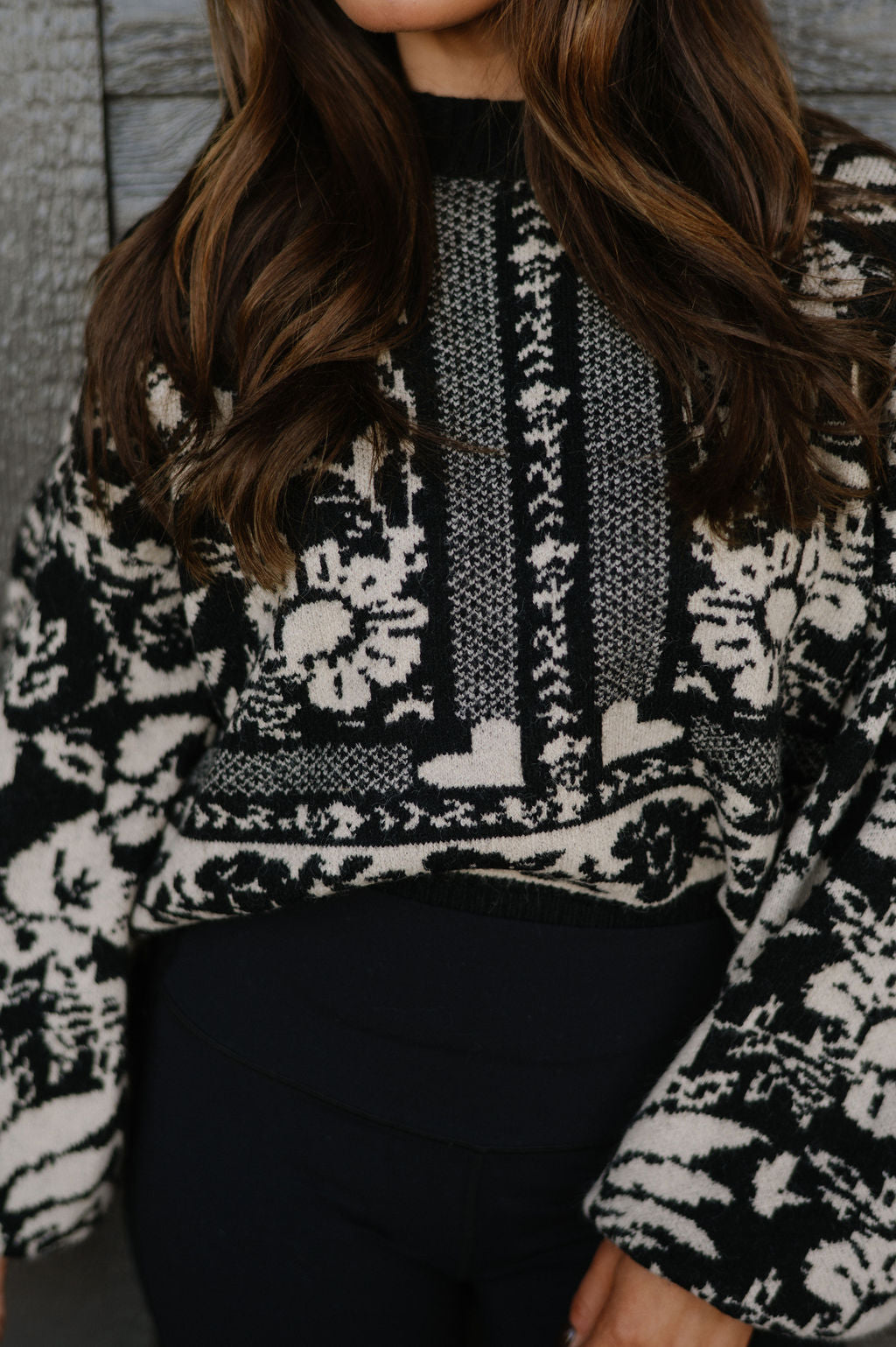 Verona Floral Sweater- Black