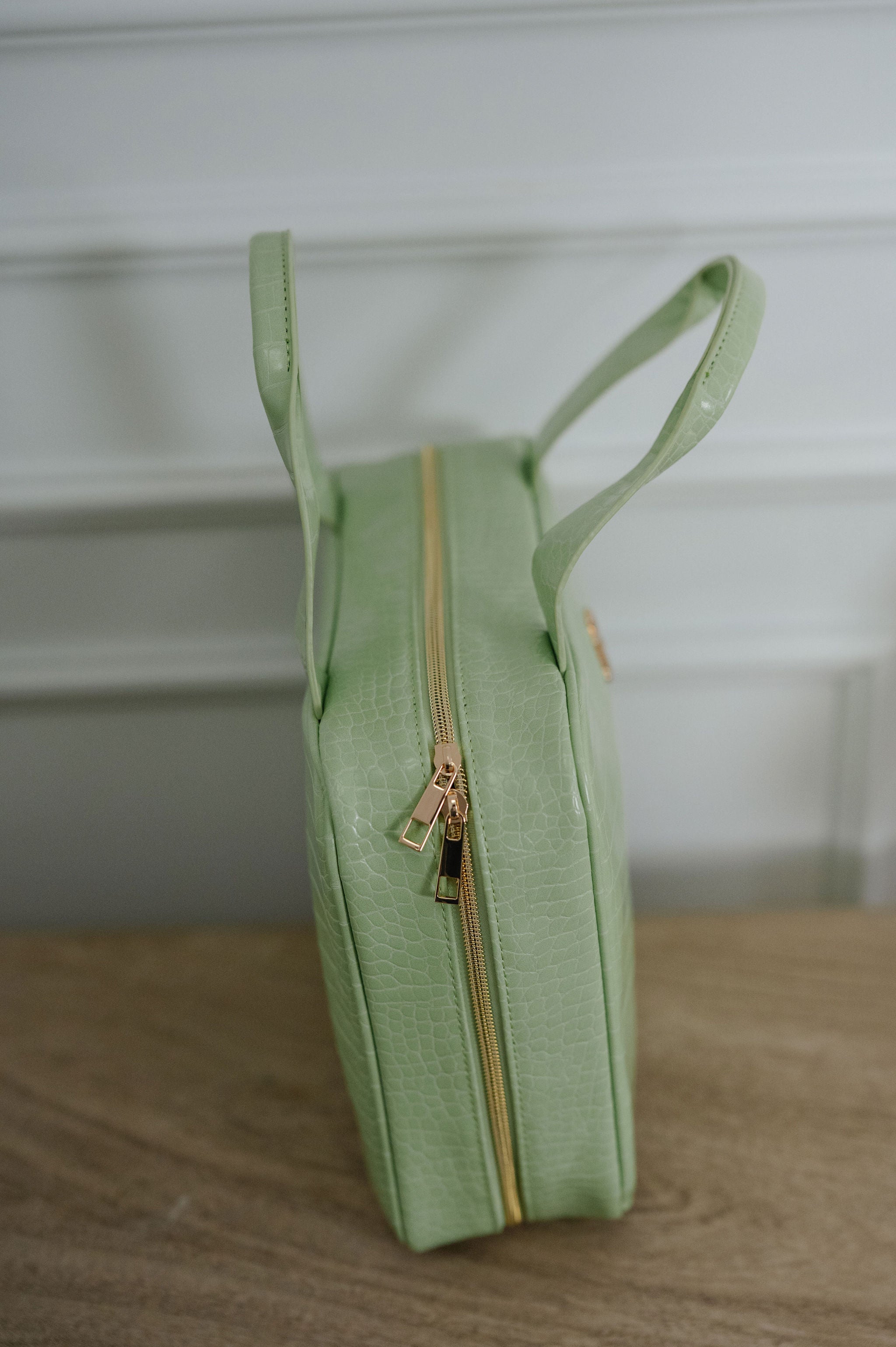 Snake Textured Makeup Bag- Pastel Lime