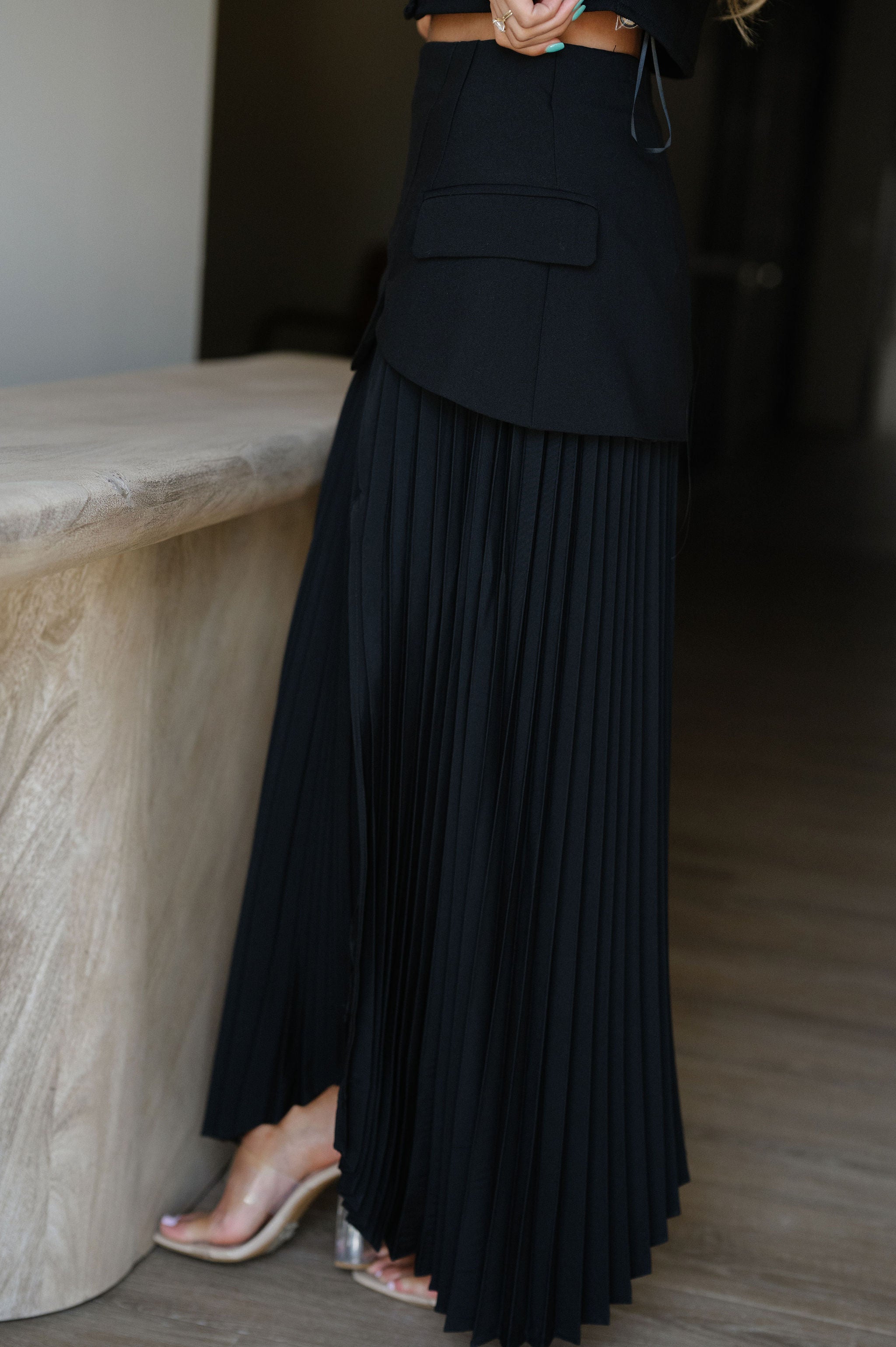 Lanny Pleated Skirt-Black