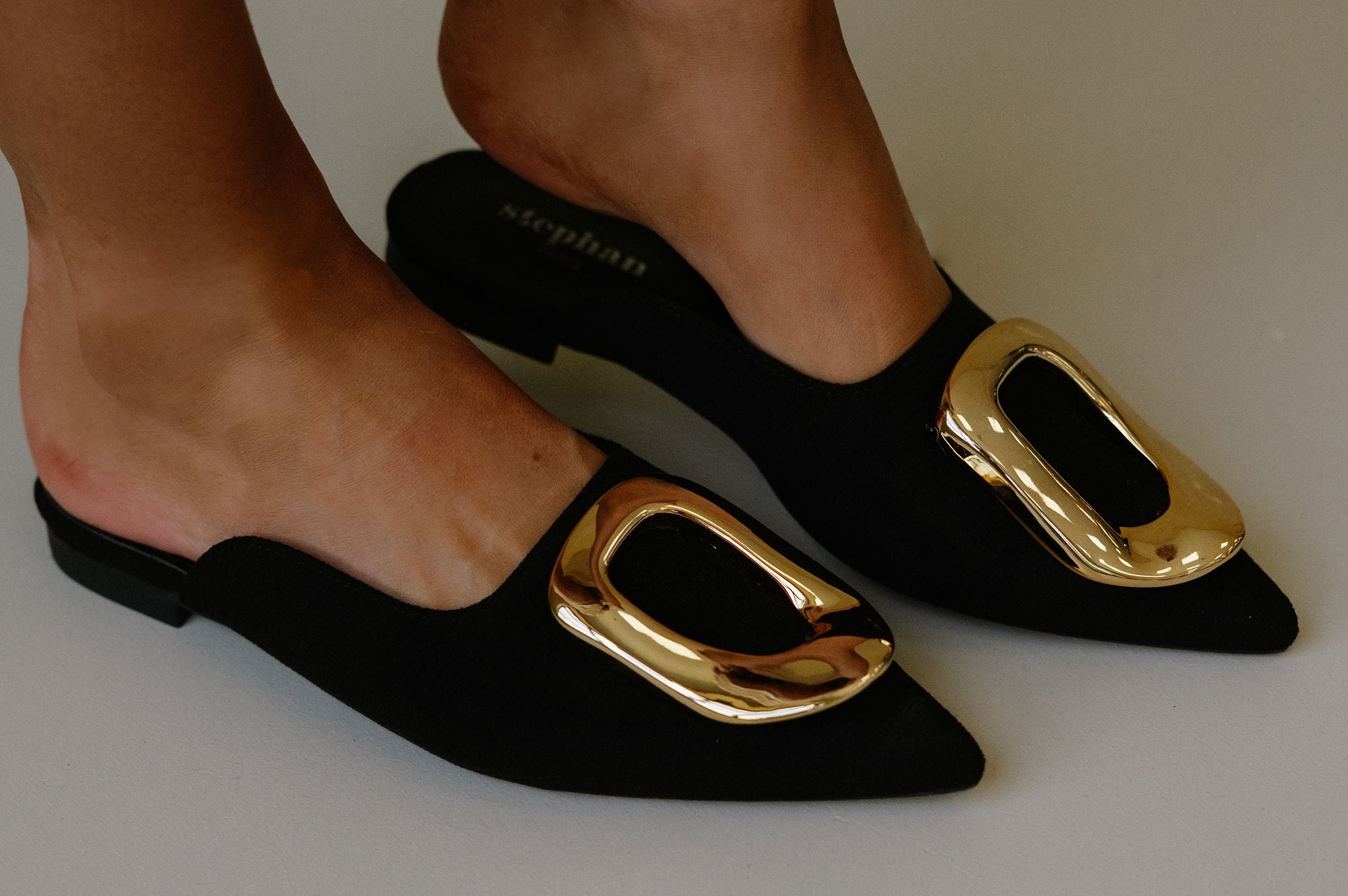 Blair Pointed Mule- Black