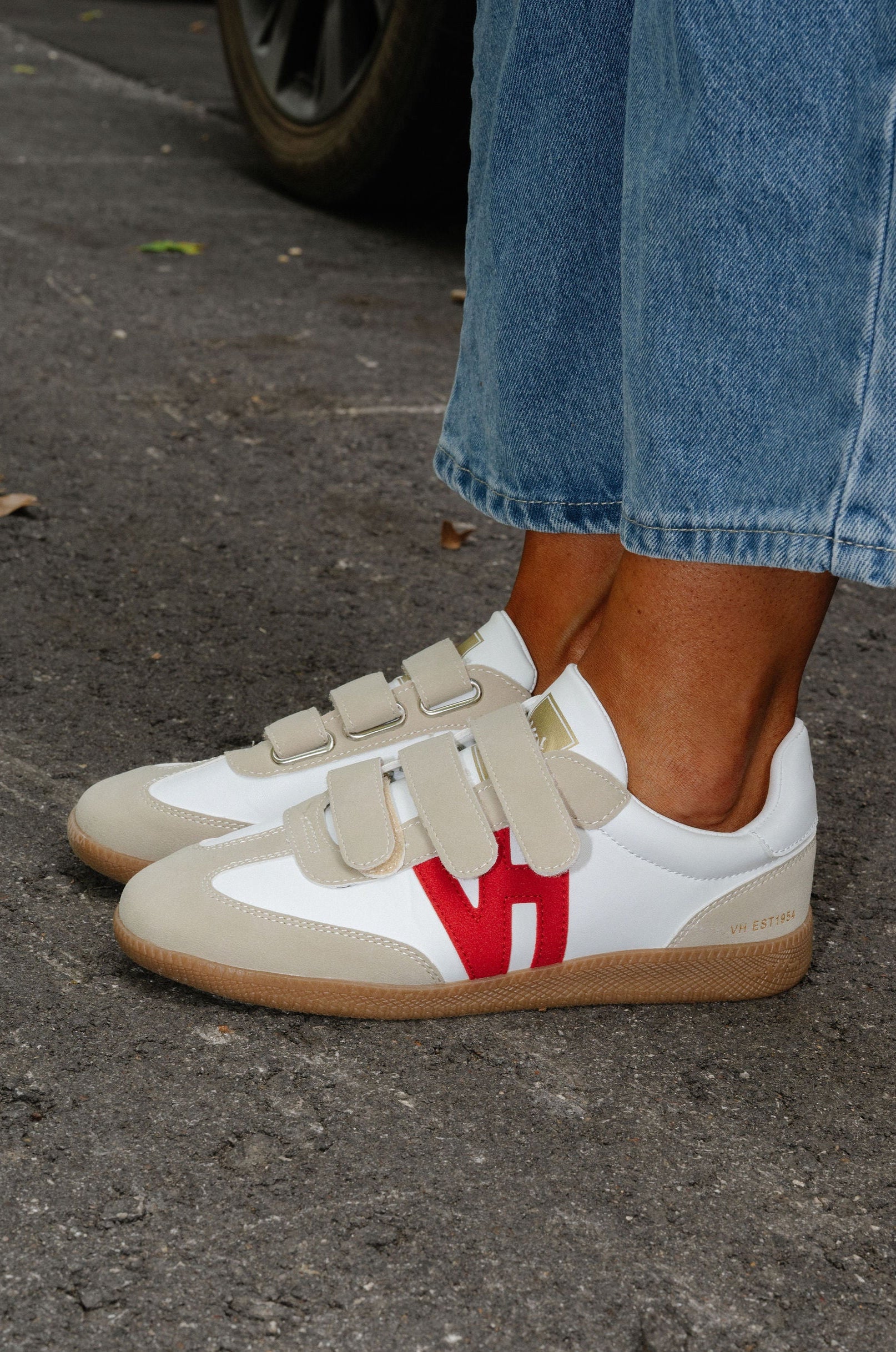 Pace Sneaker-White Grey/Red