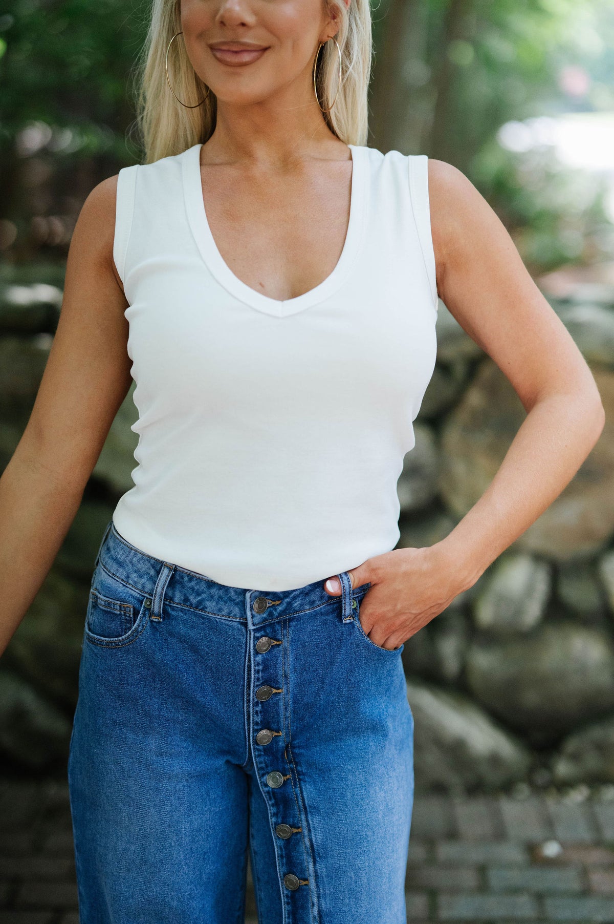 Kenny V-Neck Tank-Off White