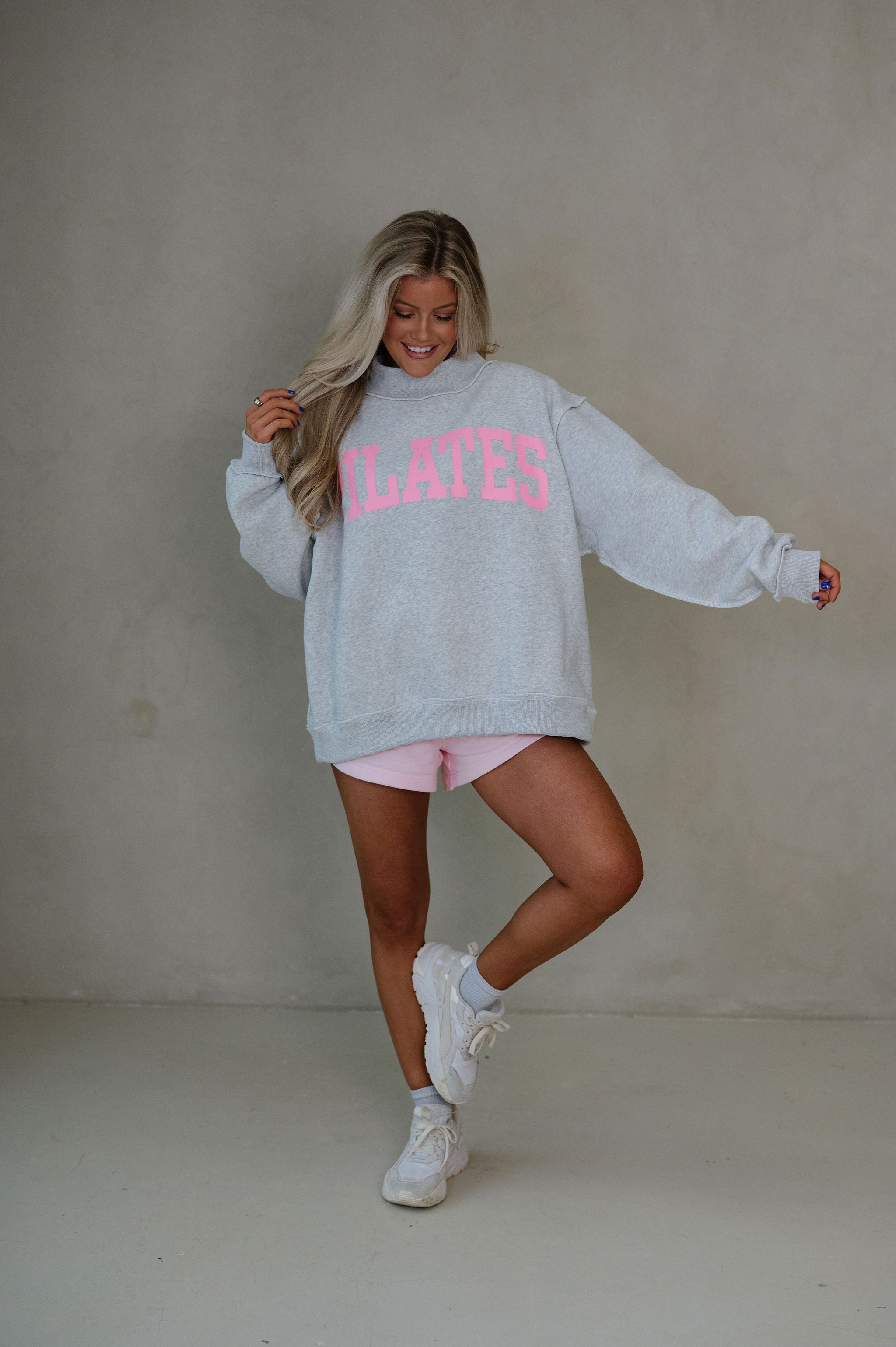Pilates & Yoga Reversible Mockneck Sweatshirt-Pink