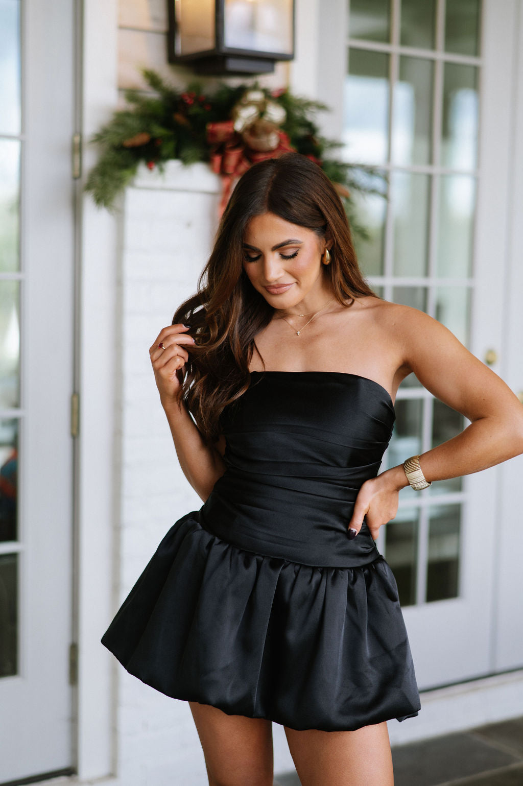 Bubble Hem Mini Dress-Black// PETITE