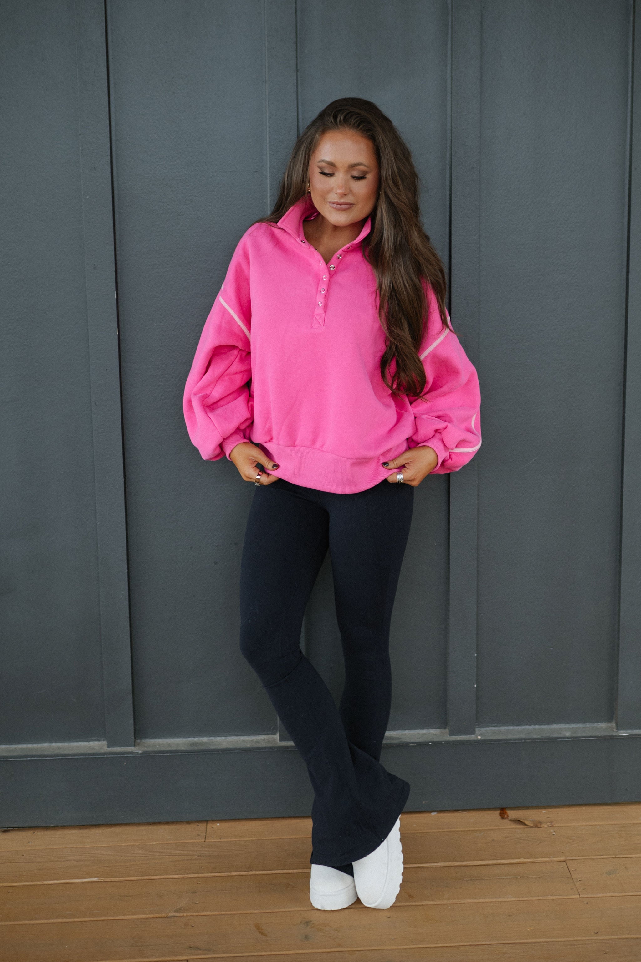 Alexa Contrast Piping Pullover-Pink