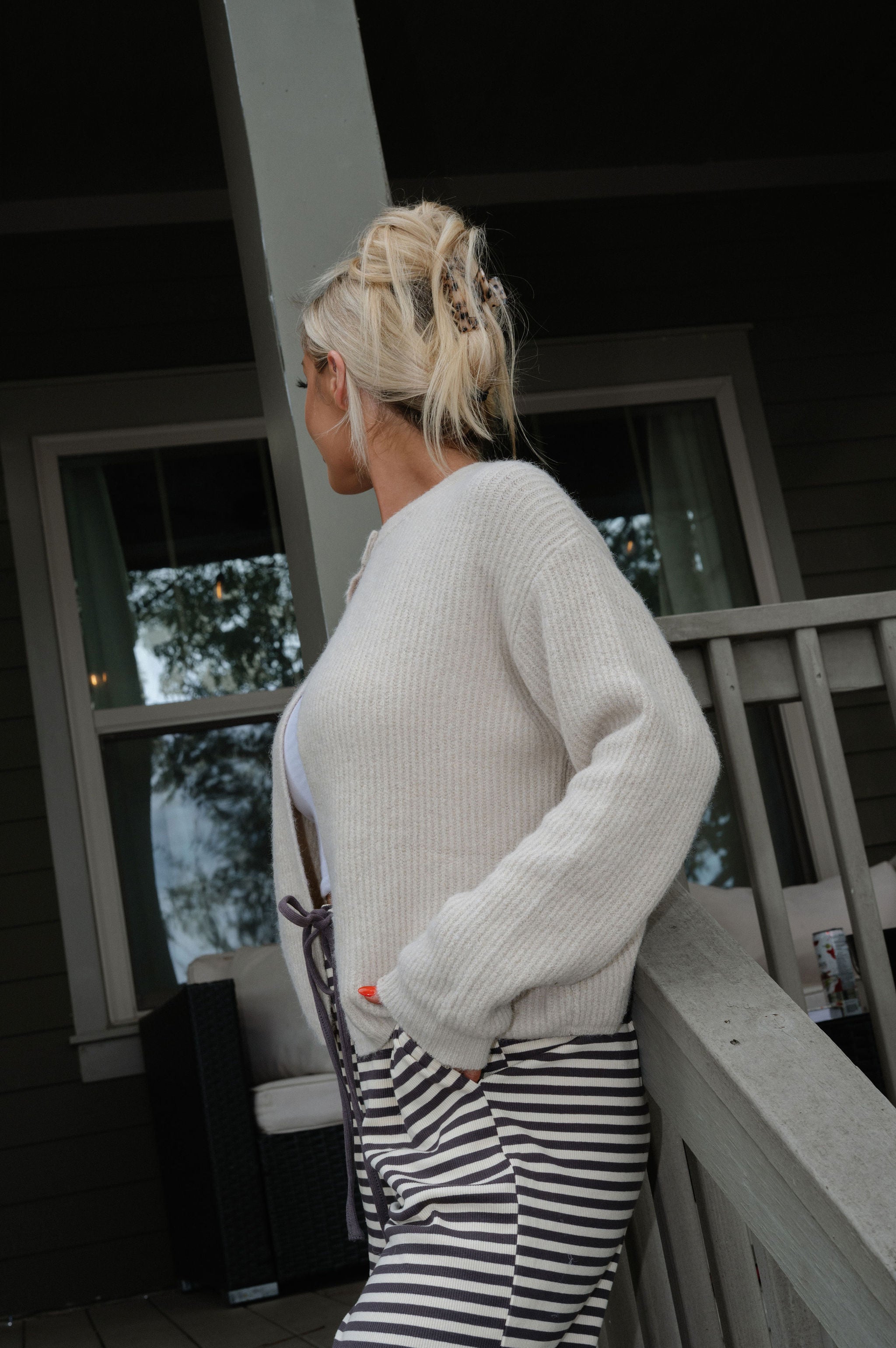 Toby Cardigan-Taupe