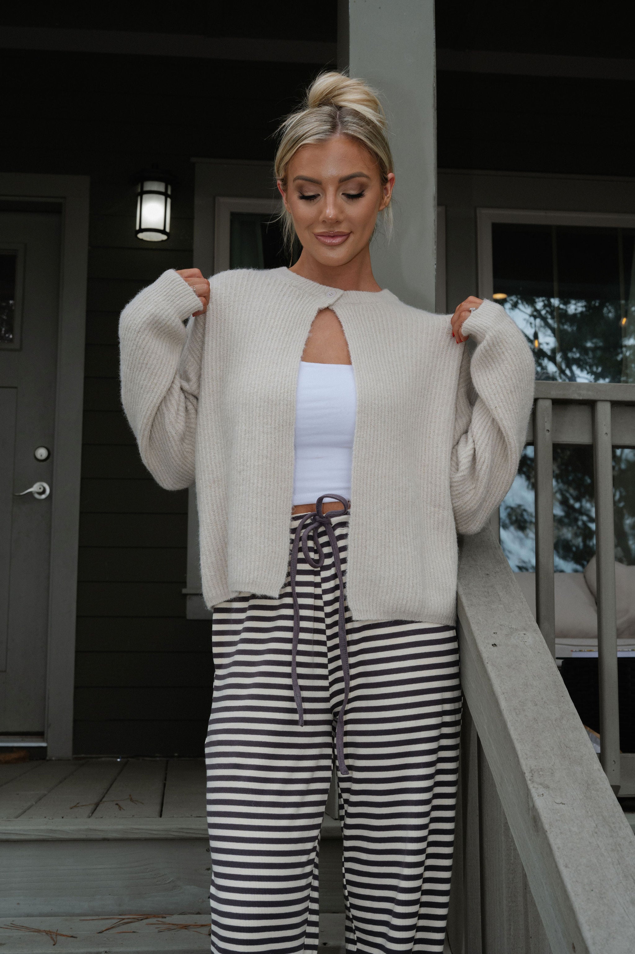 Toby Cardigan-Taupe