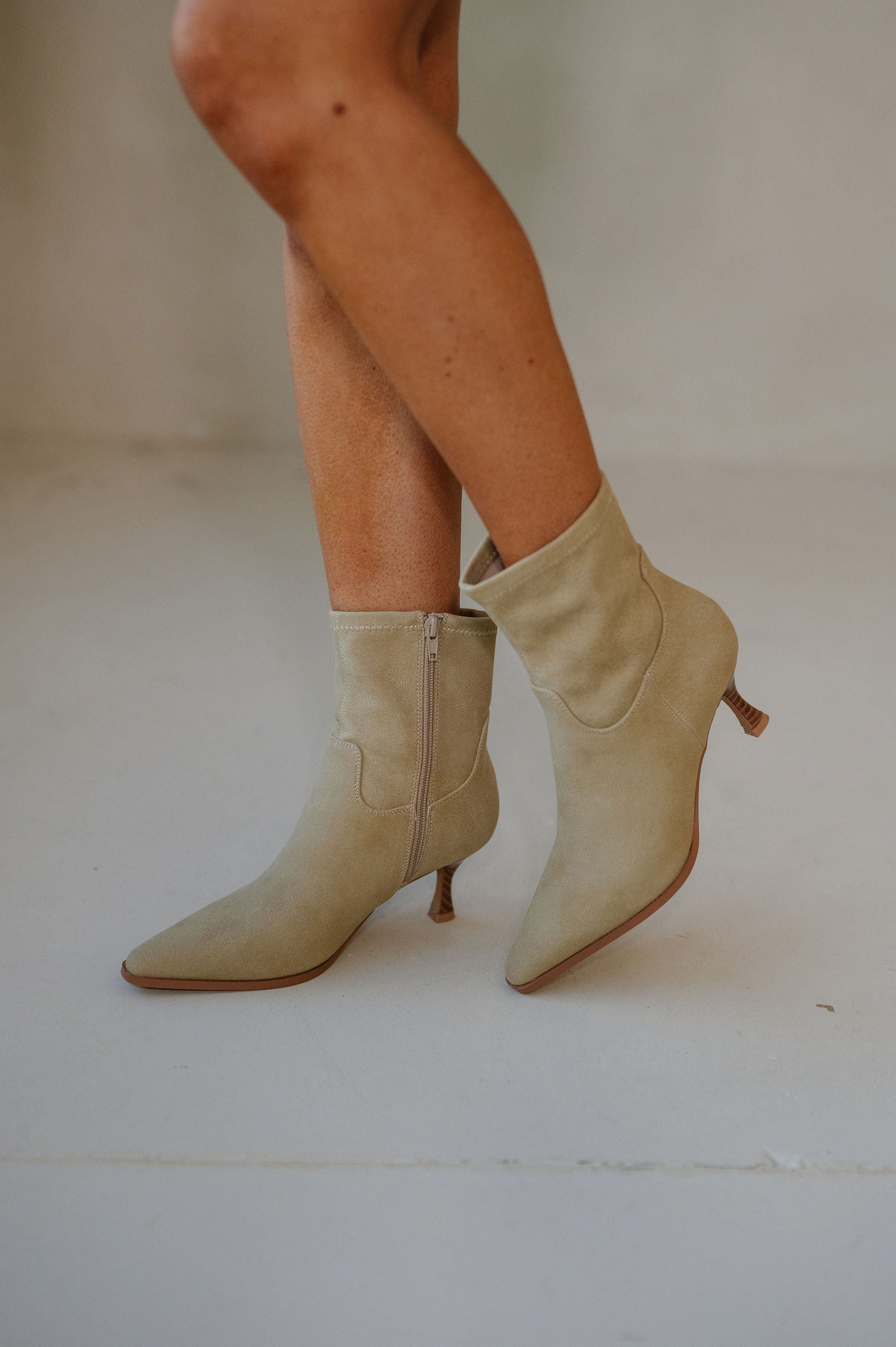 Aletta Mini Boot- Sand