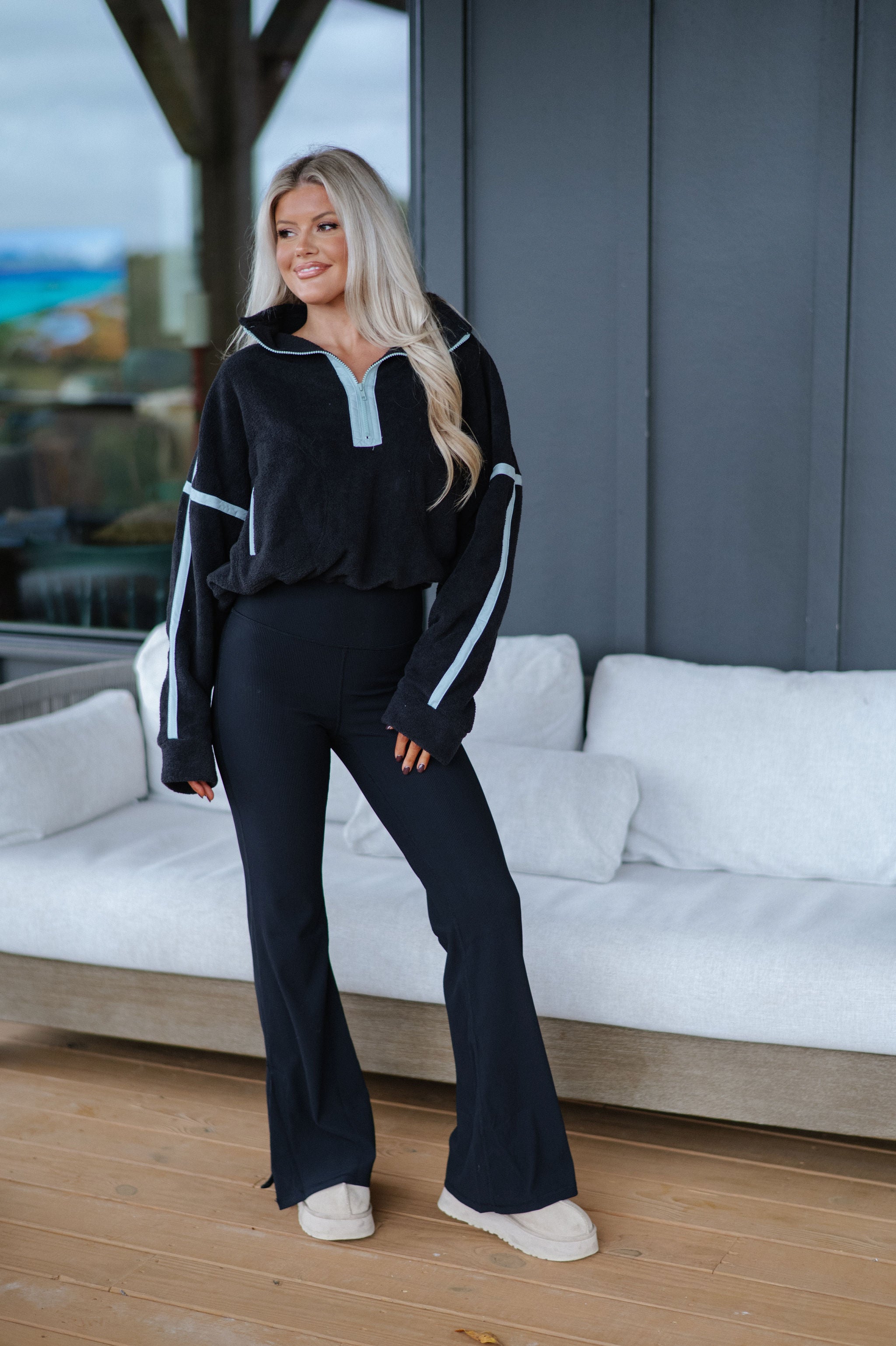 Minnie Flare Leggings-Black