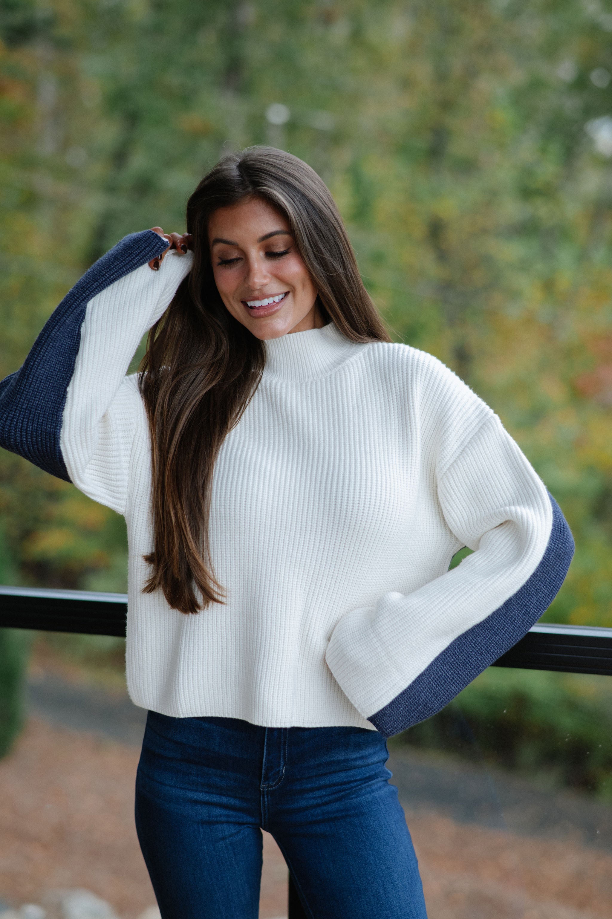 Bexley Two Tone Sweater-Ivory/Navy