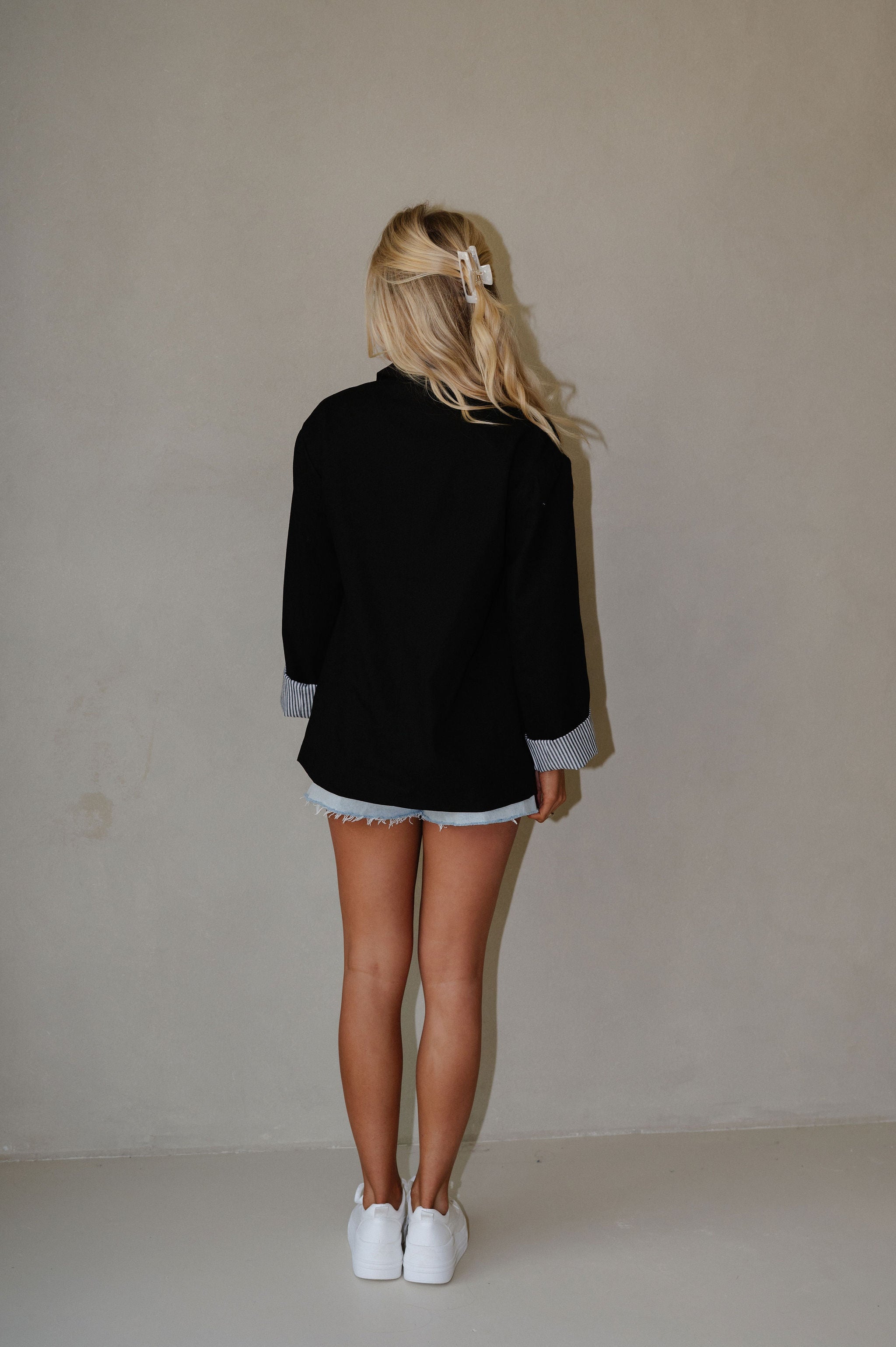 Capsule Blazer Cuffed Sleeve