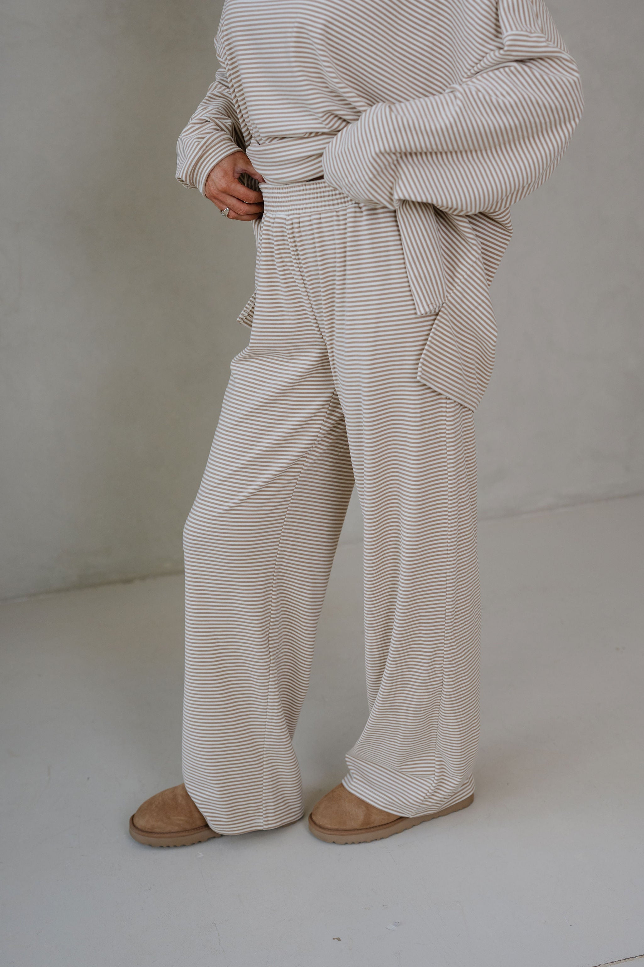 Dylan Fleece Pants-Beige