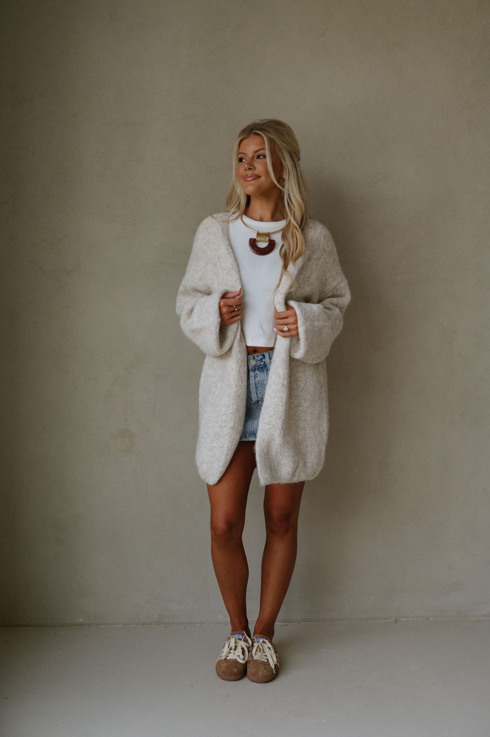 Oversized Brushed Sweater Cardigan-Oatmeal