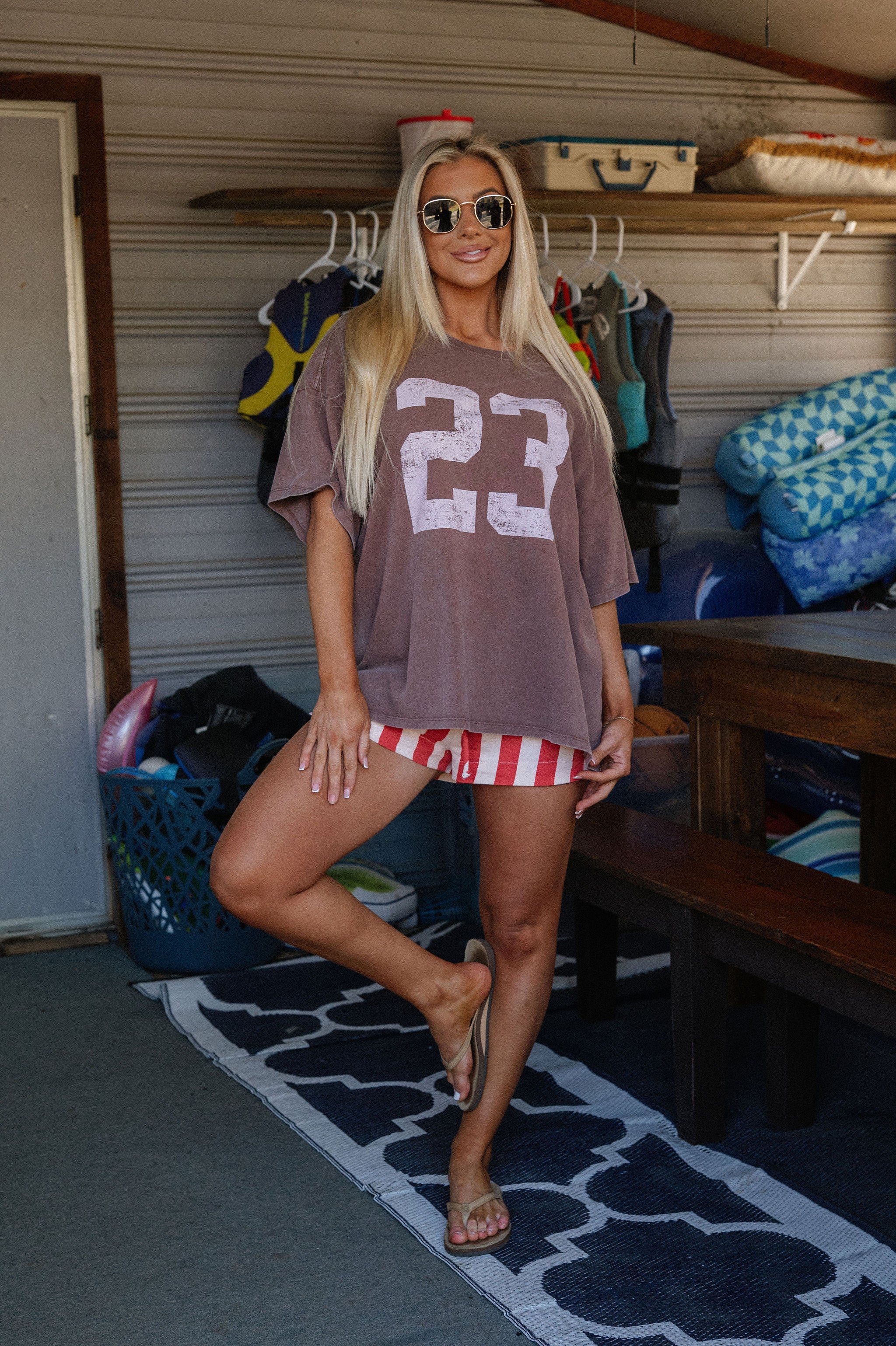 Lottie Graphic Tee-Chocolate