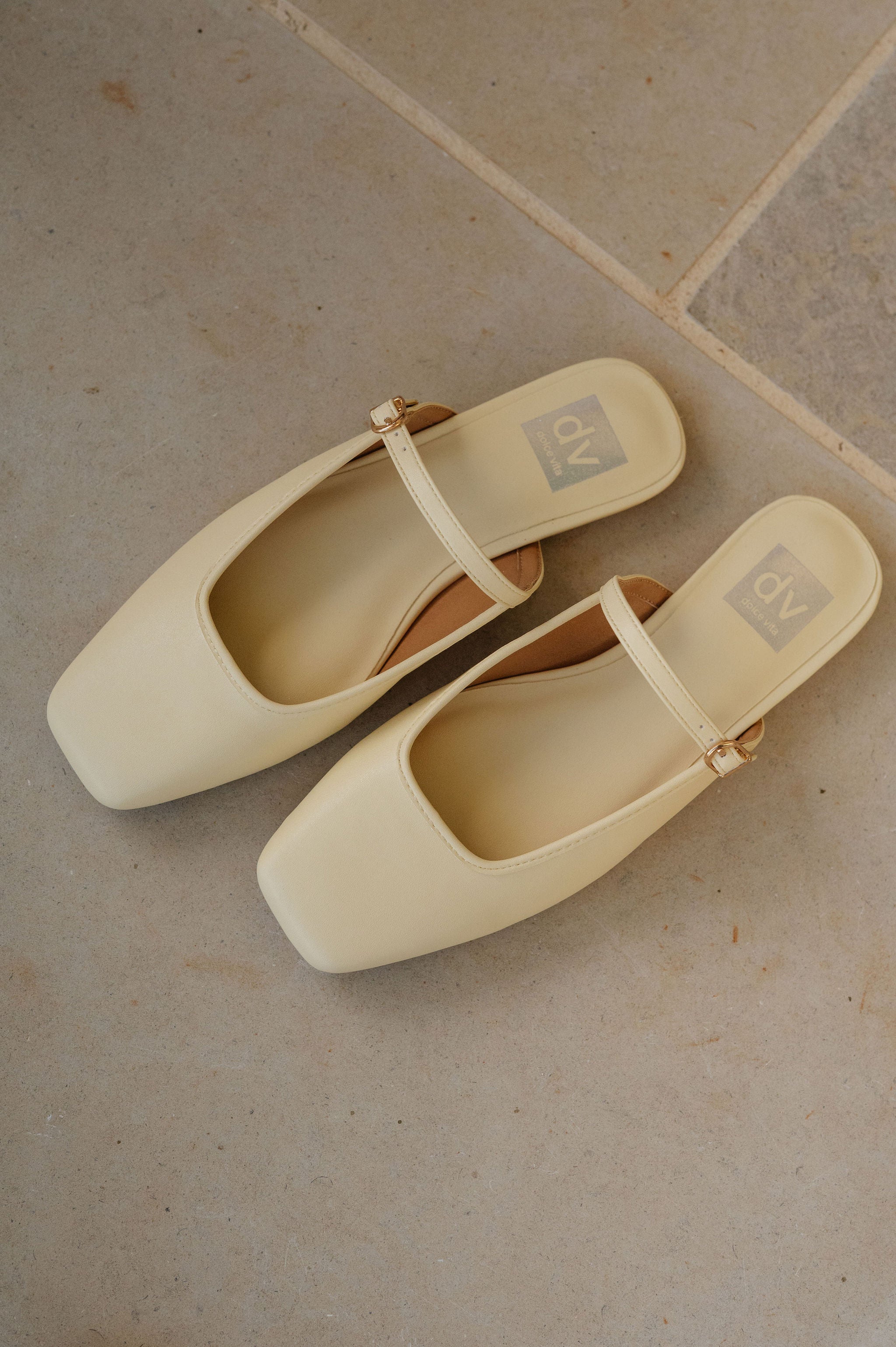 Fairo Flats-Butter