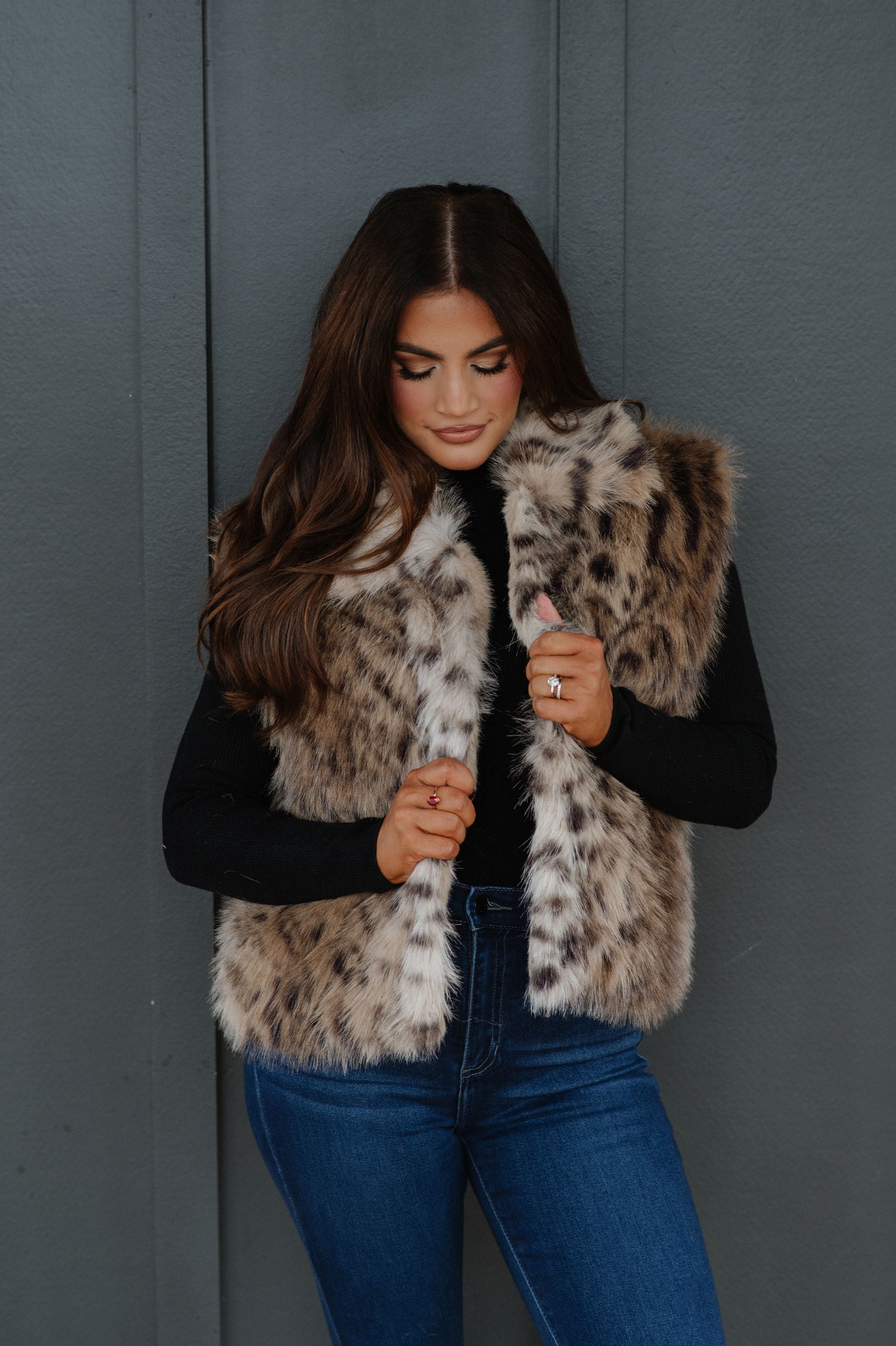 Clements Faux Fur Vest-Taupe/Brown