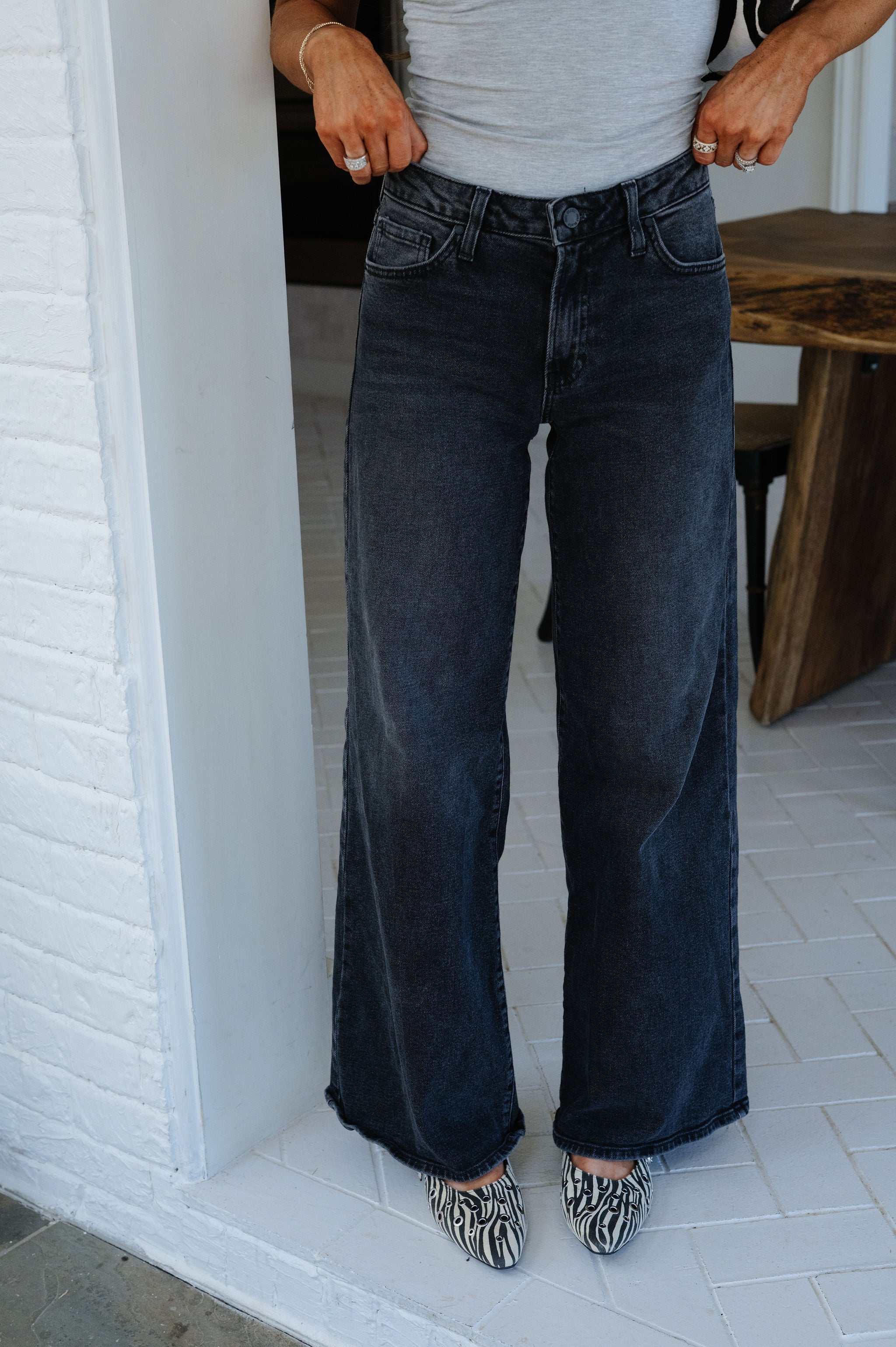 Juda Ultra Wide Jean-Washed Black
