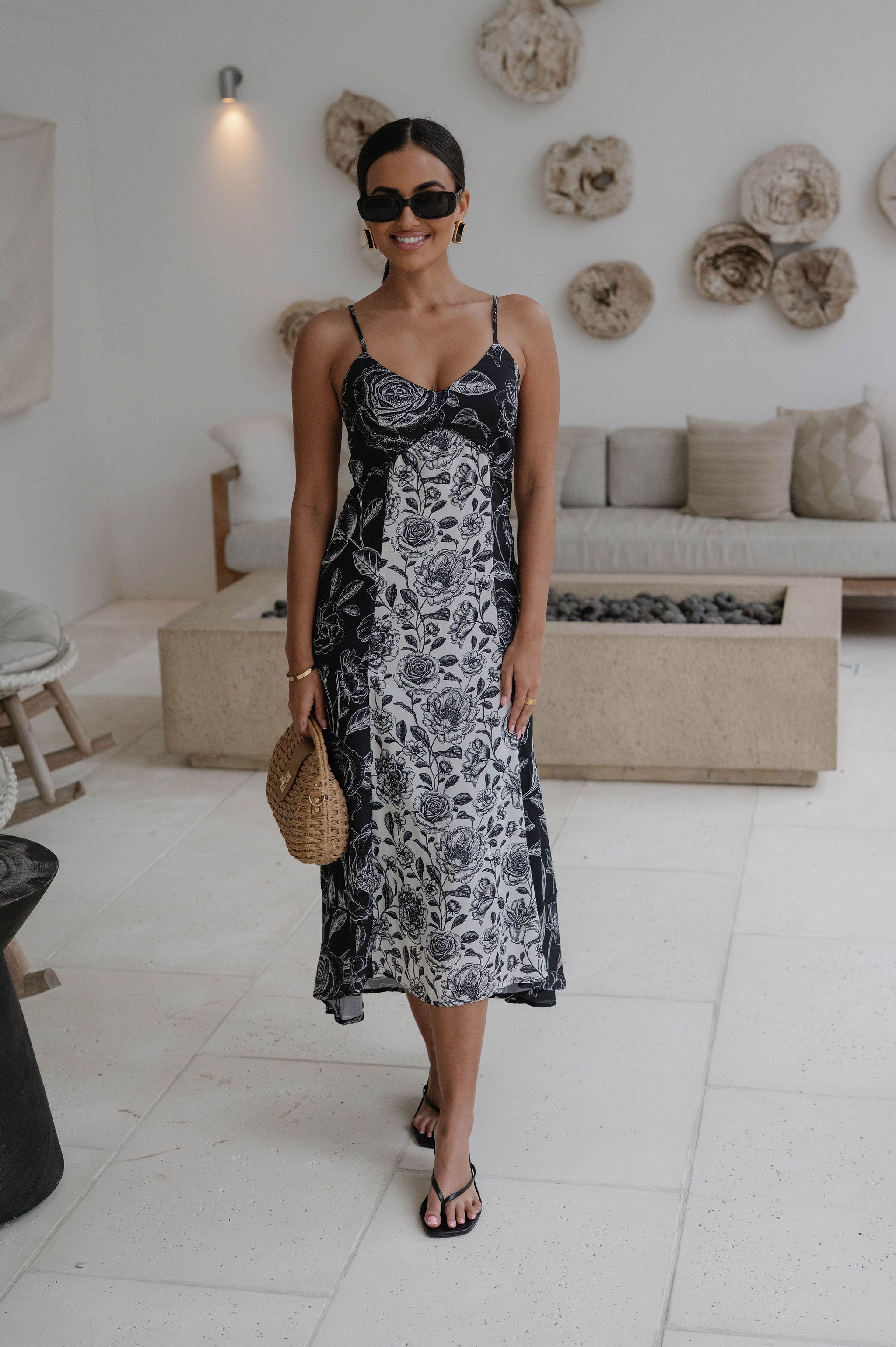 Zayne Midi Dress-Black