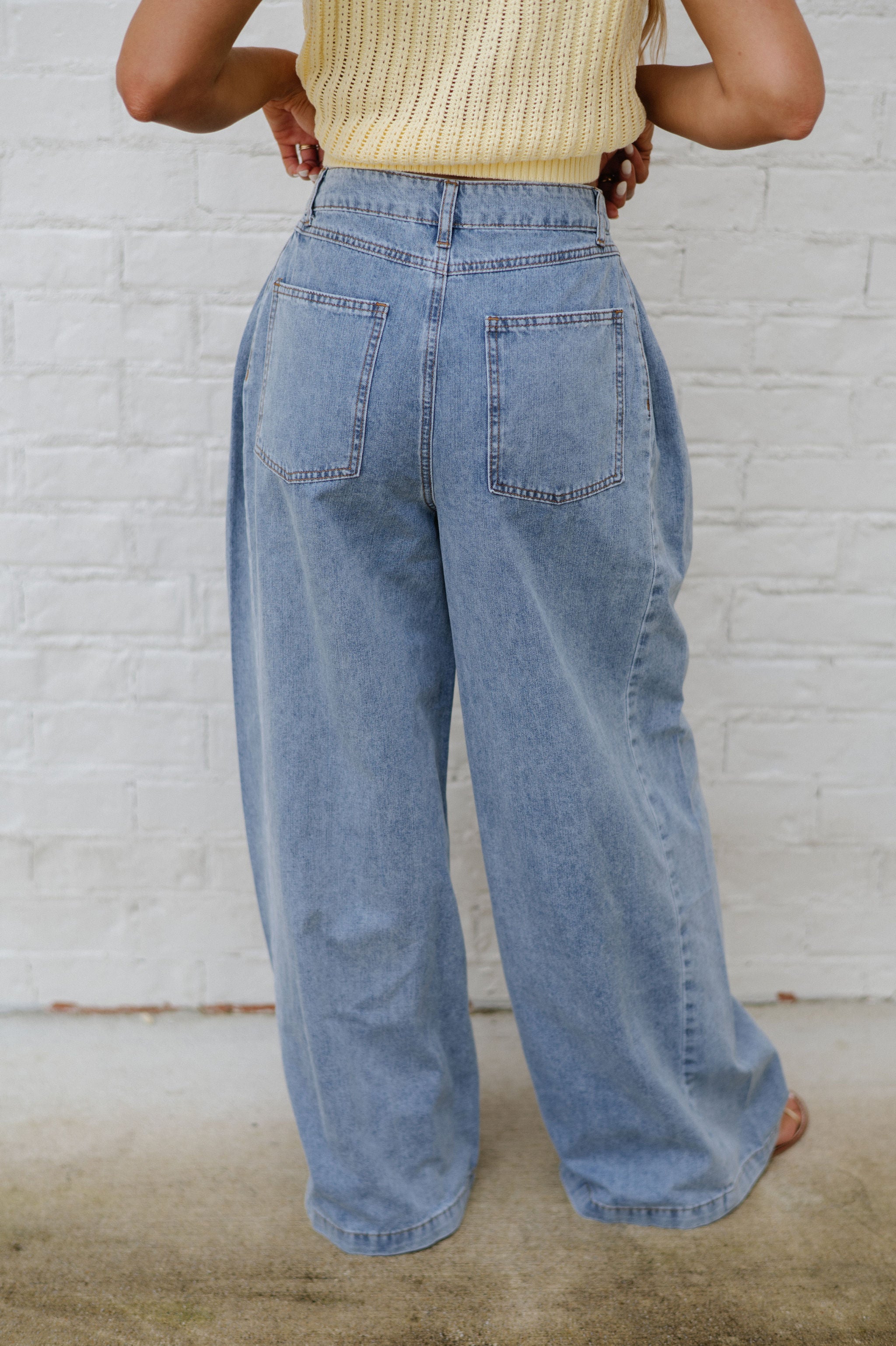 Pleated Wide Leg Jean