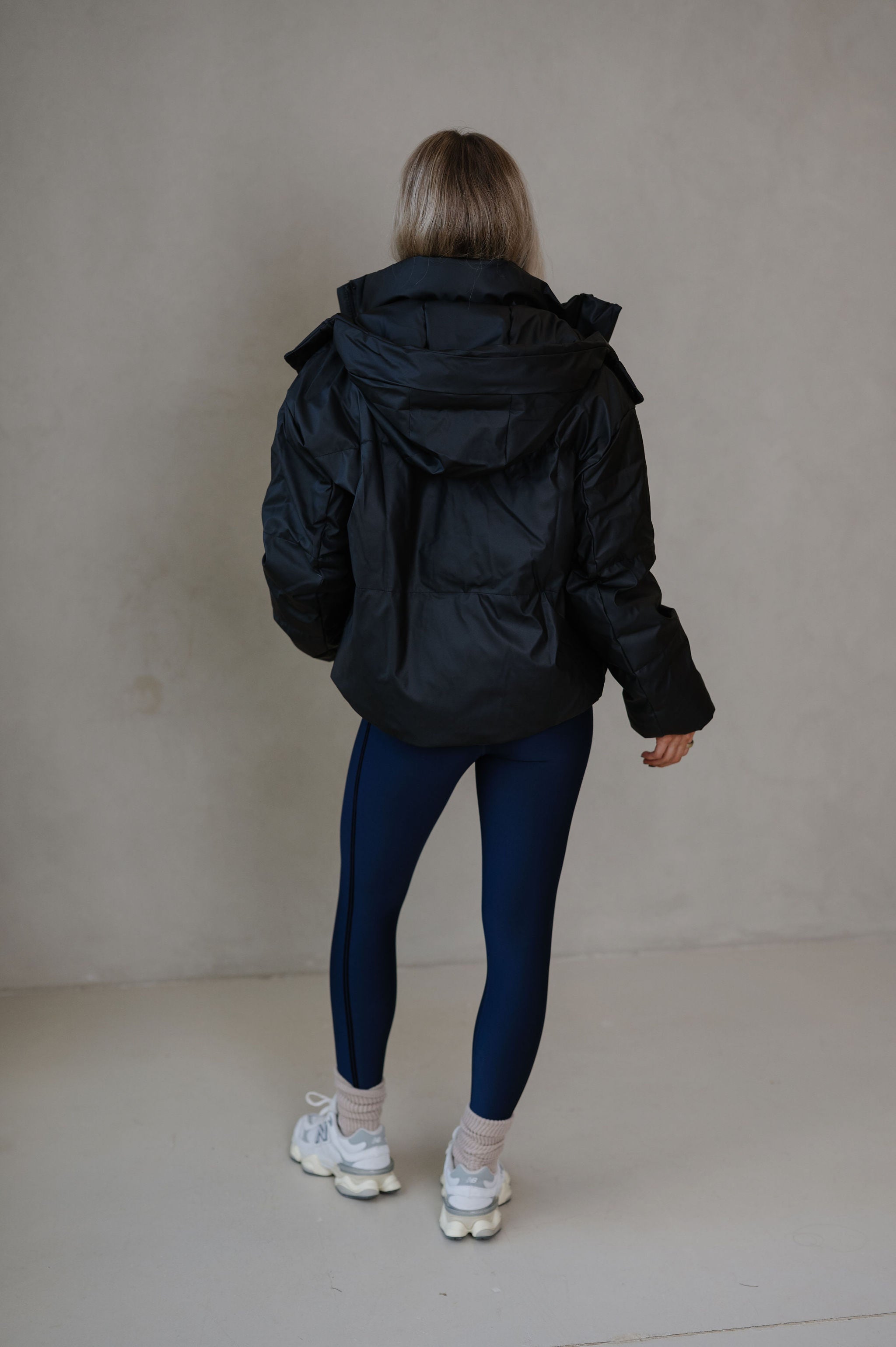Classic Puffer Jacket- Black