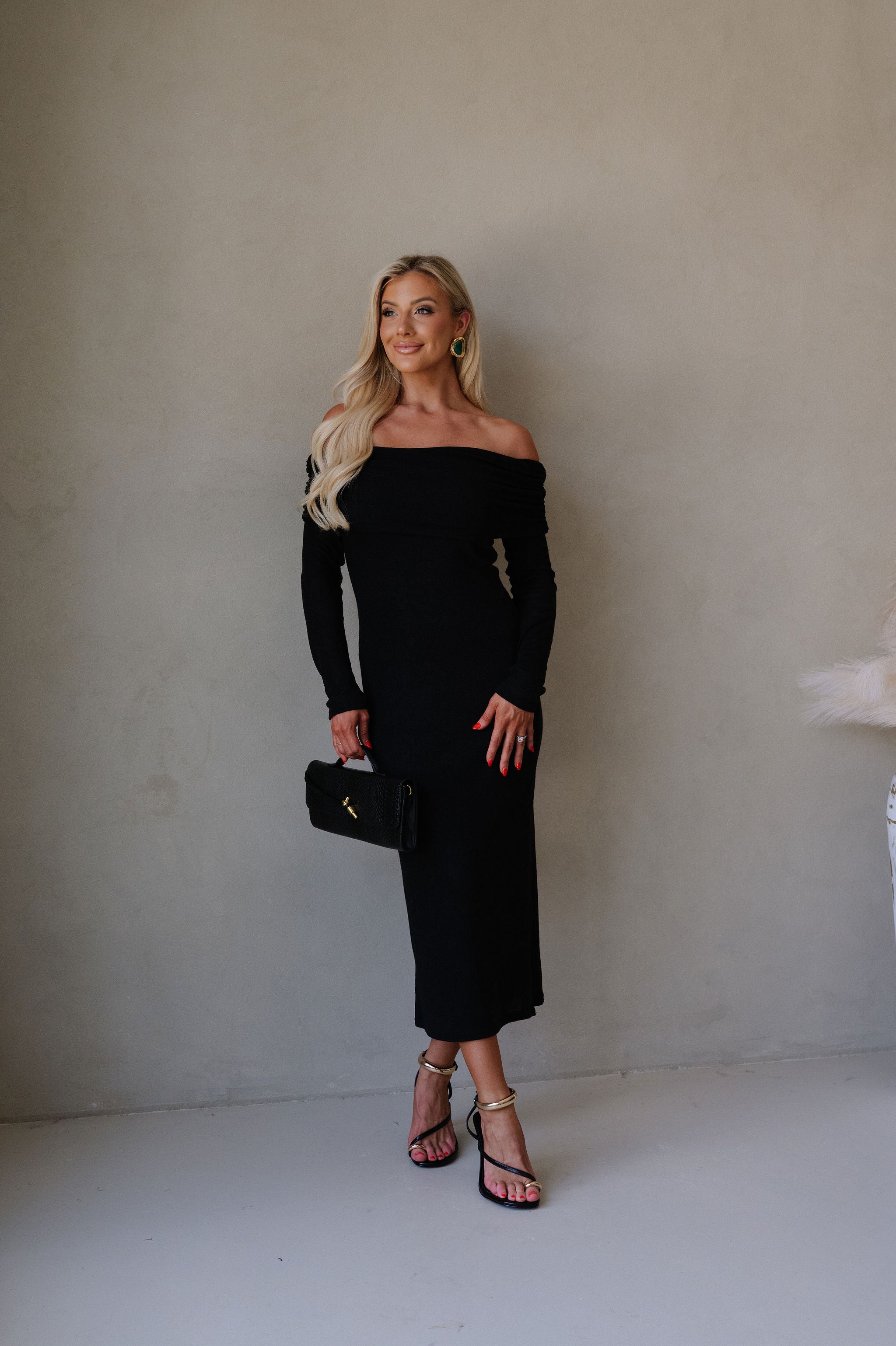 Nina OTS Ruched Dress-Black