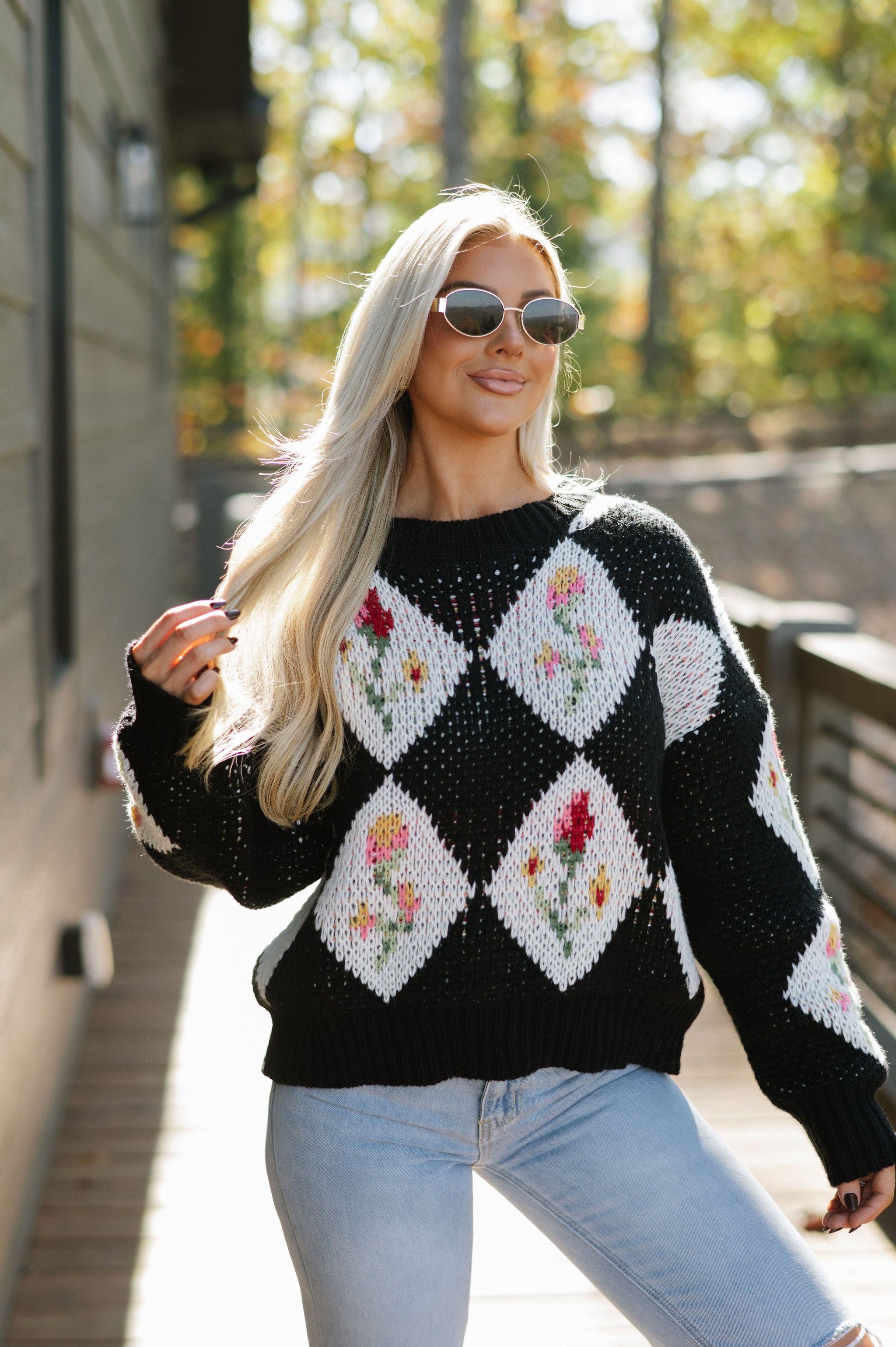 Doorbuster! Vintage Flower & Diamond Sweater-Black